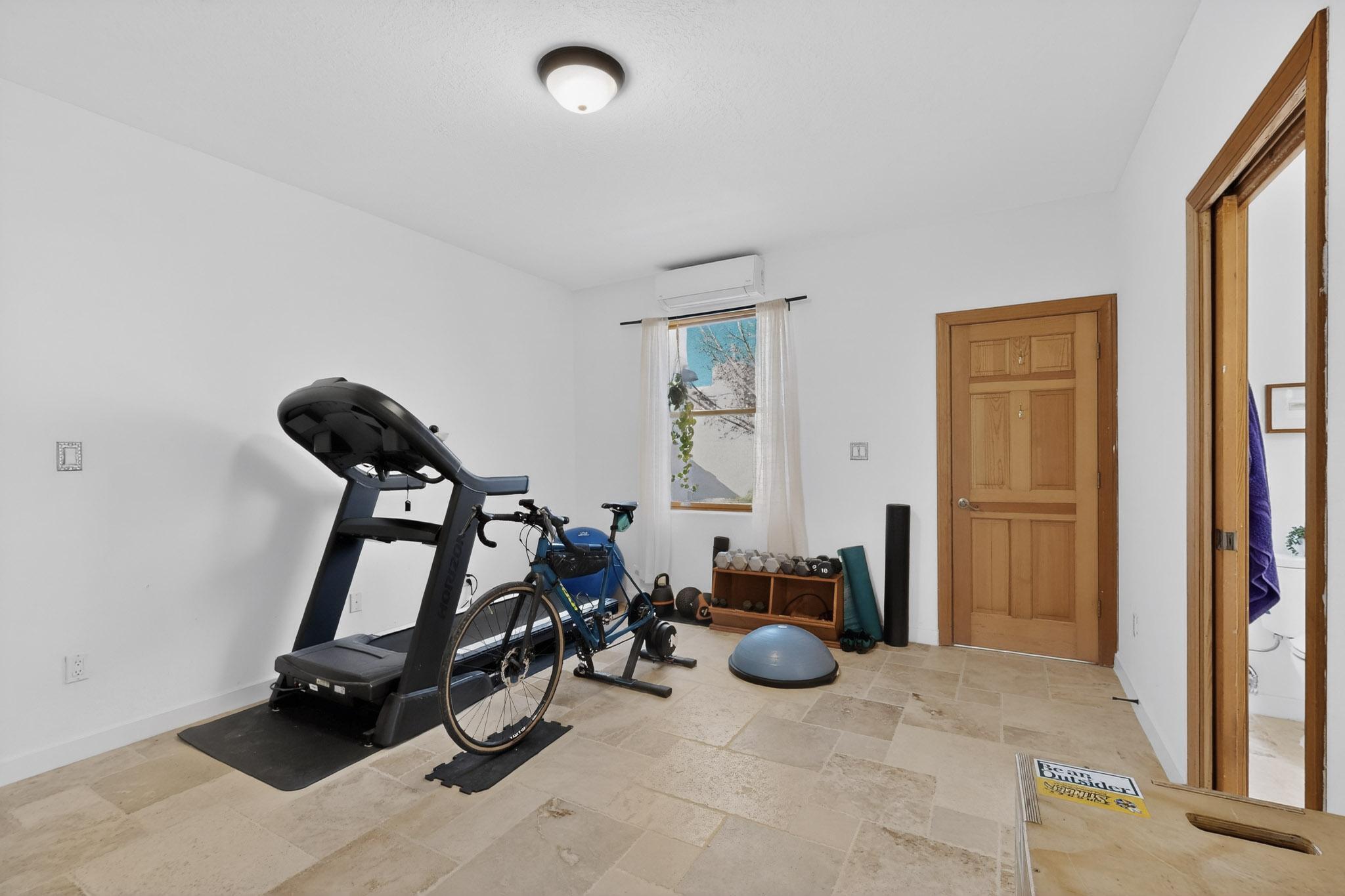 5118 Guadalupe Trail NW