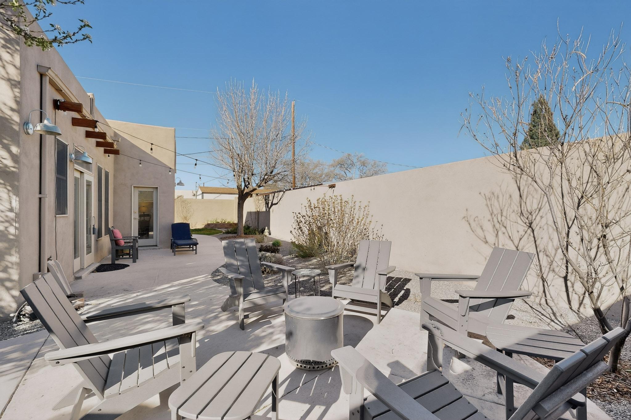 5118 Guadalupe Trail NW