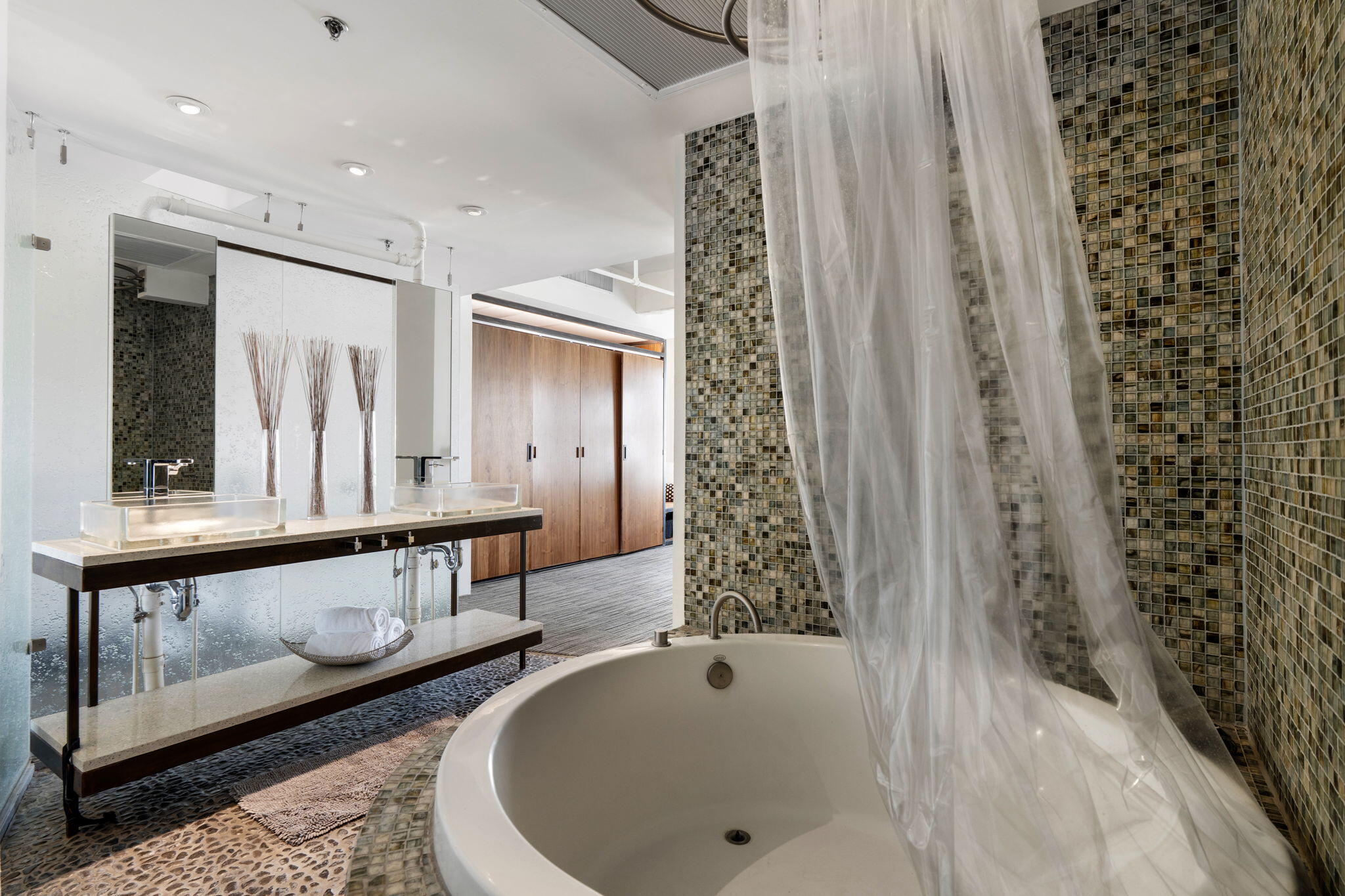 219 Central Avenue NW 506