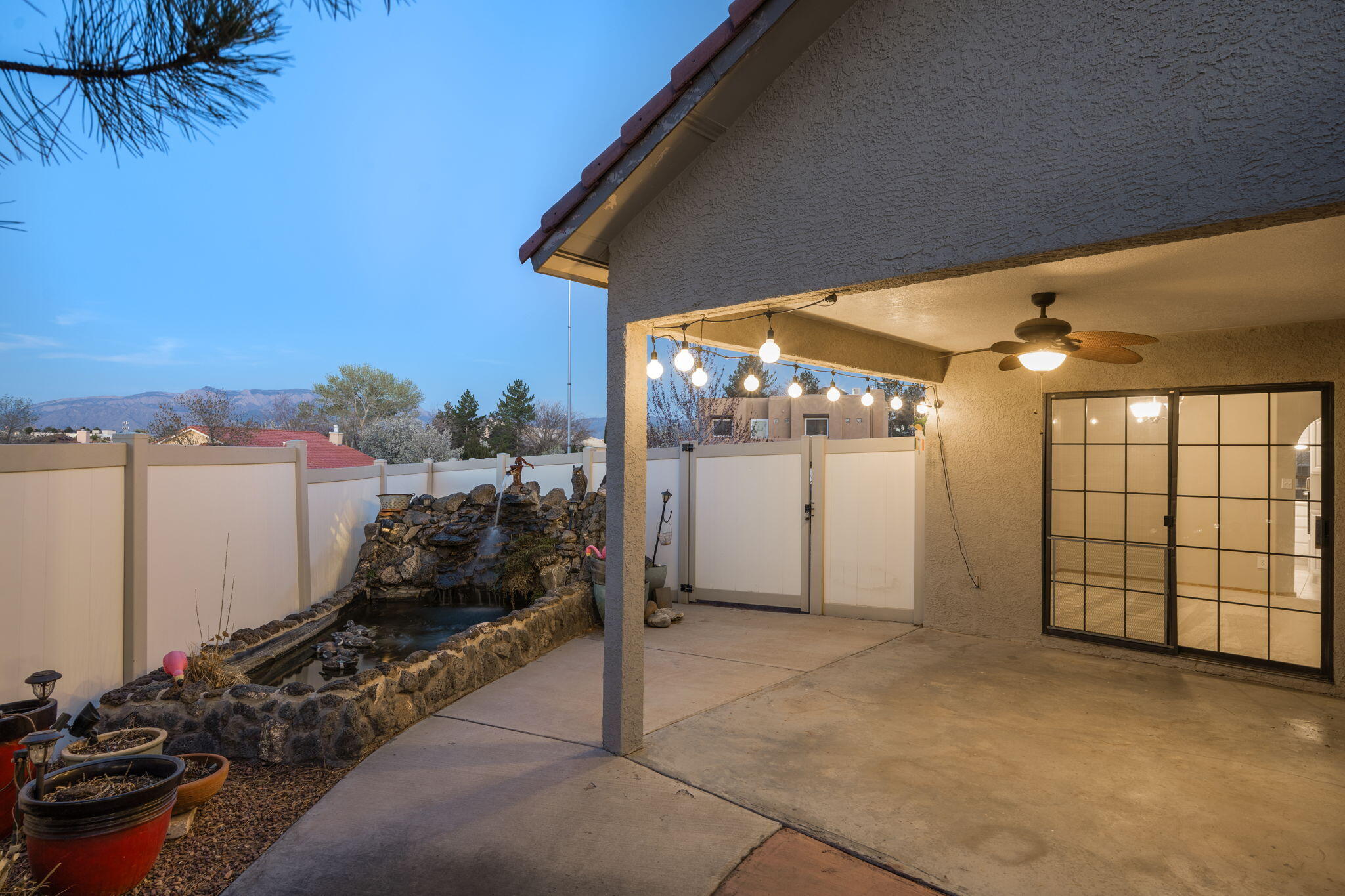 10359 Rio Los Pinos Drive NW