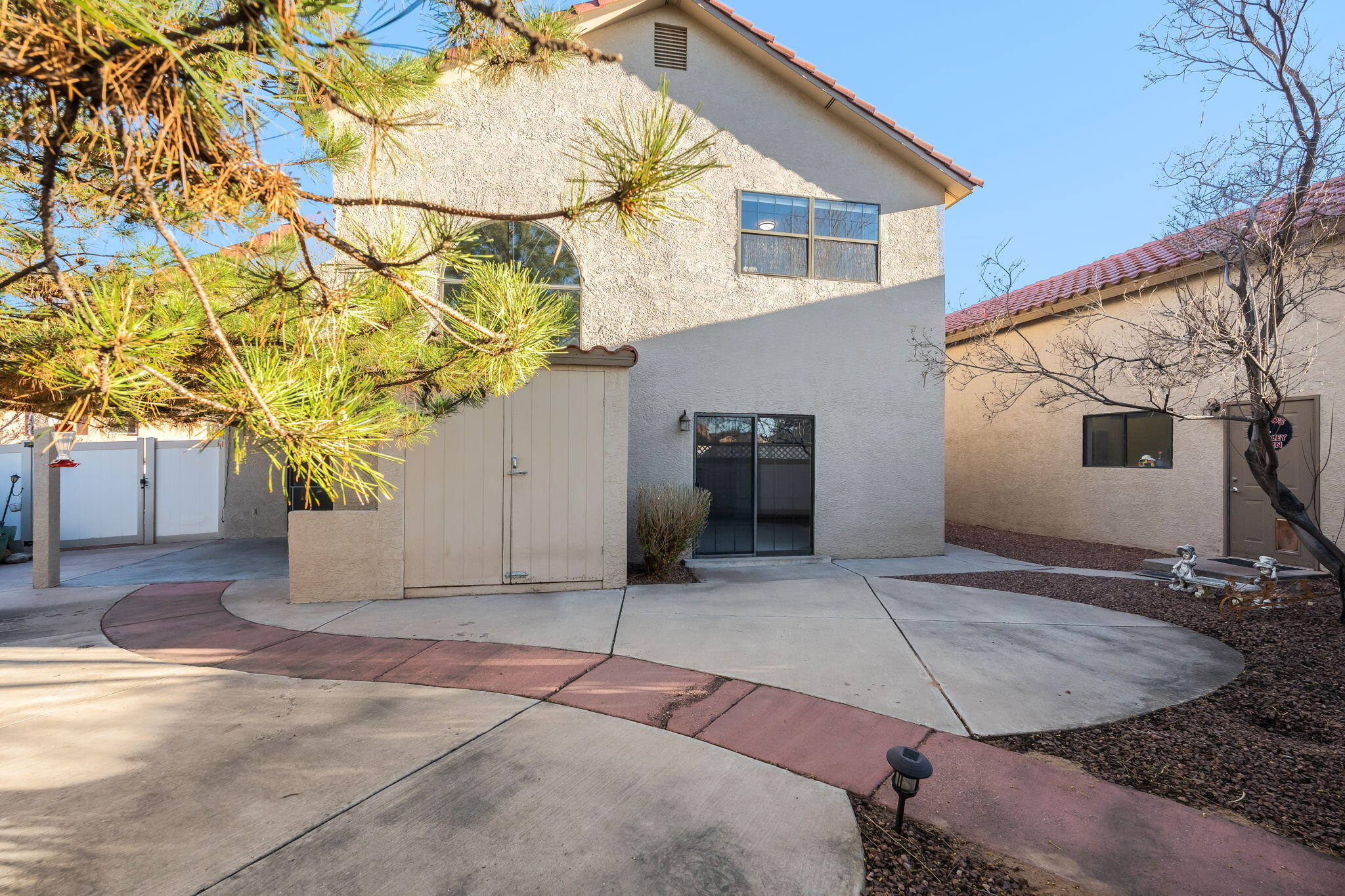 10359 Rio Los Pinos Drive NW