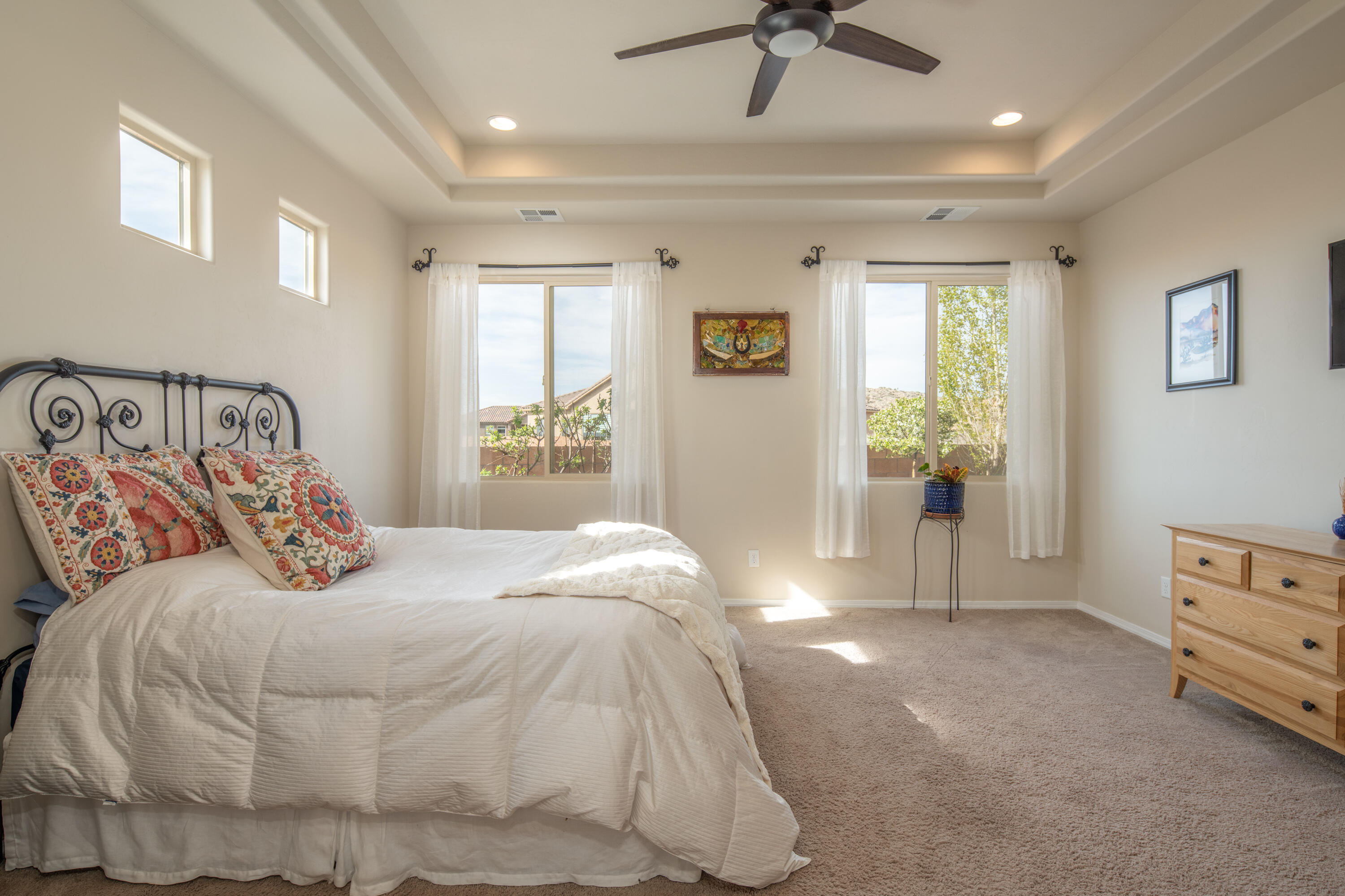 5626 Desert Sky Place NE