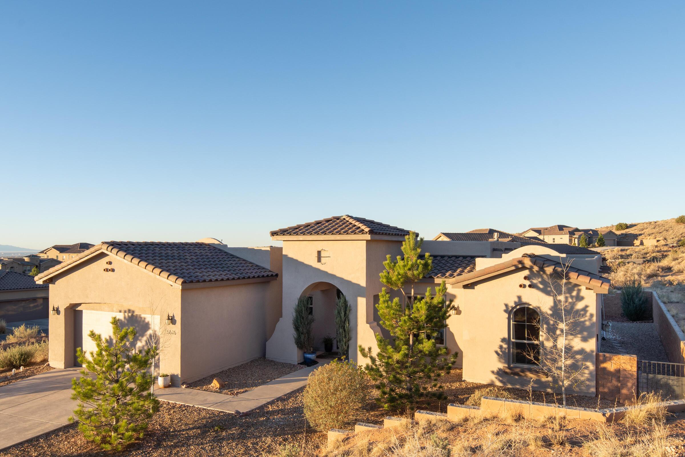 5626 Desert Sky Place NE