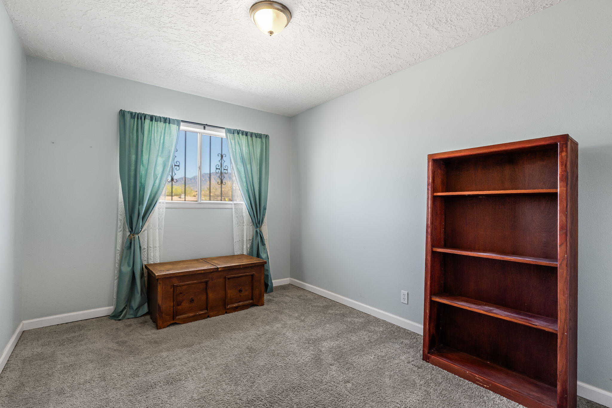 1121 Chelwood Park Boulevard NE APT 6