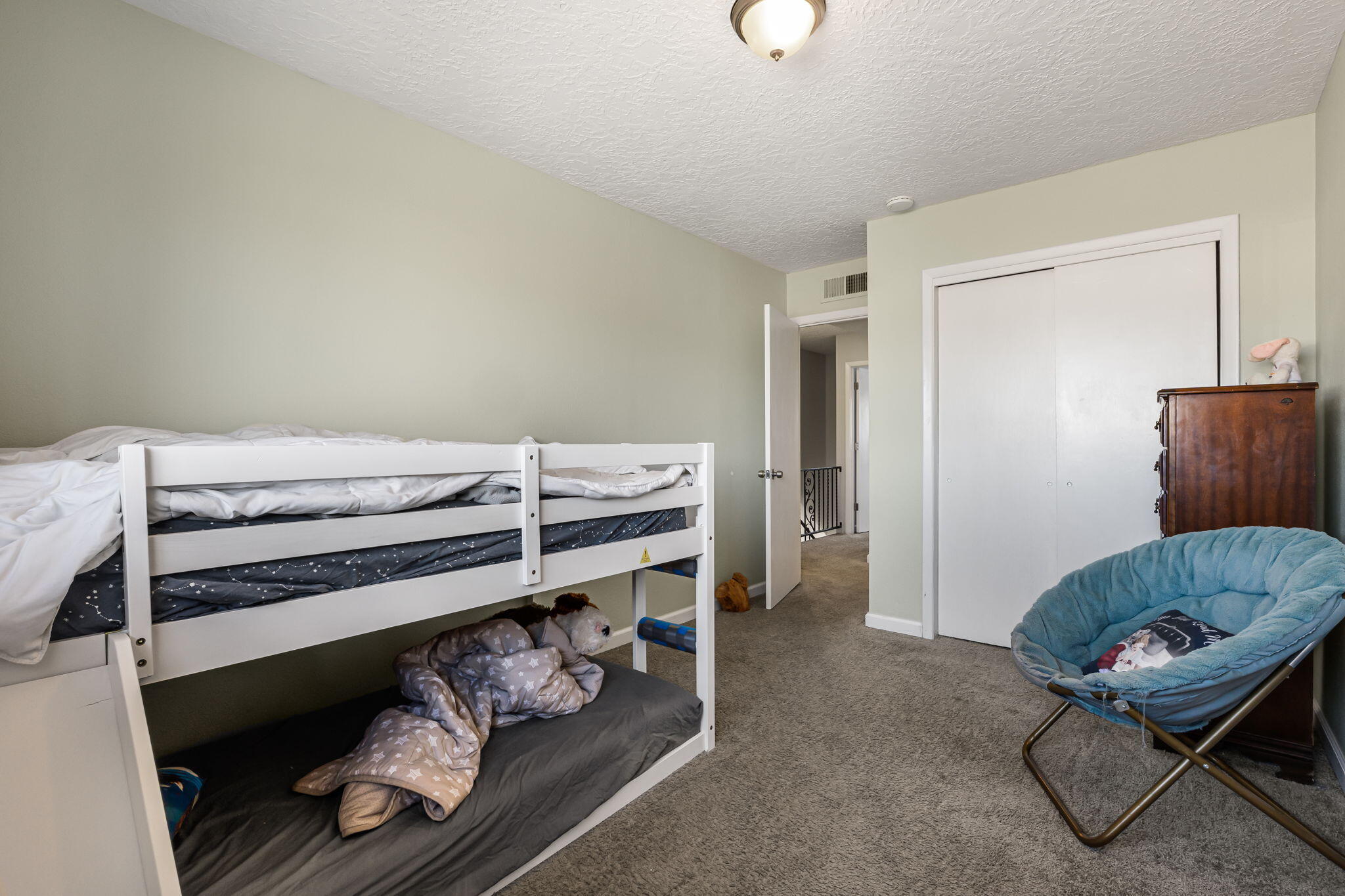 1121 Chelwood Park Boulevard NE APT 6