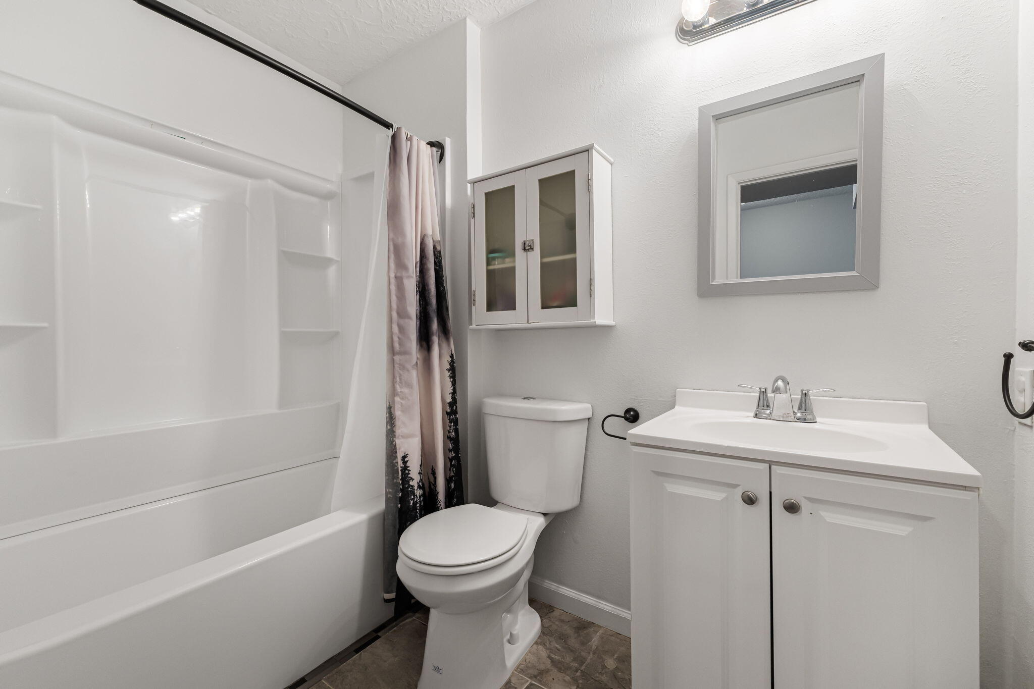 1121 Chelwood Park Boulevard NE APT 6