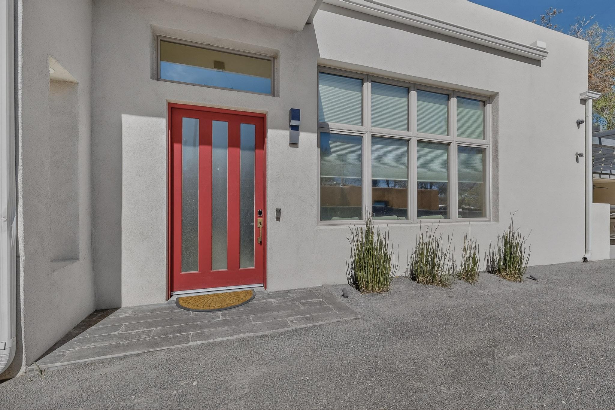 4456 Corrales Road