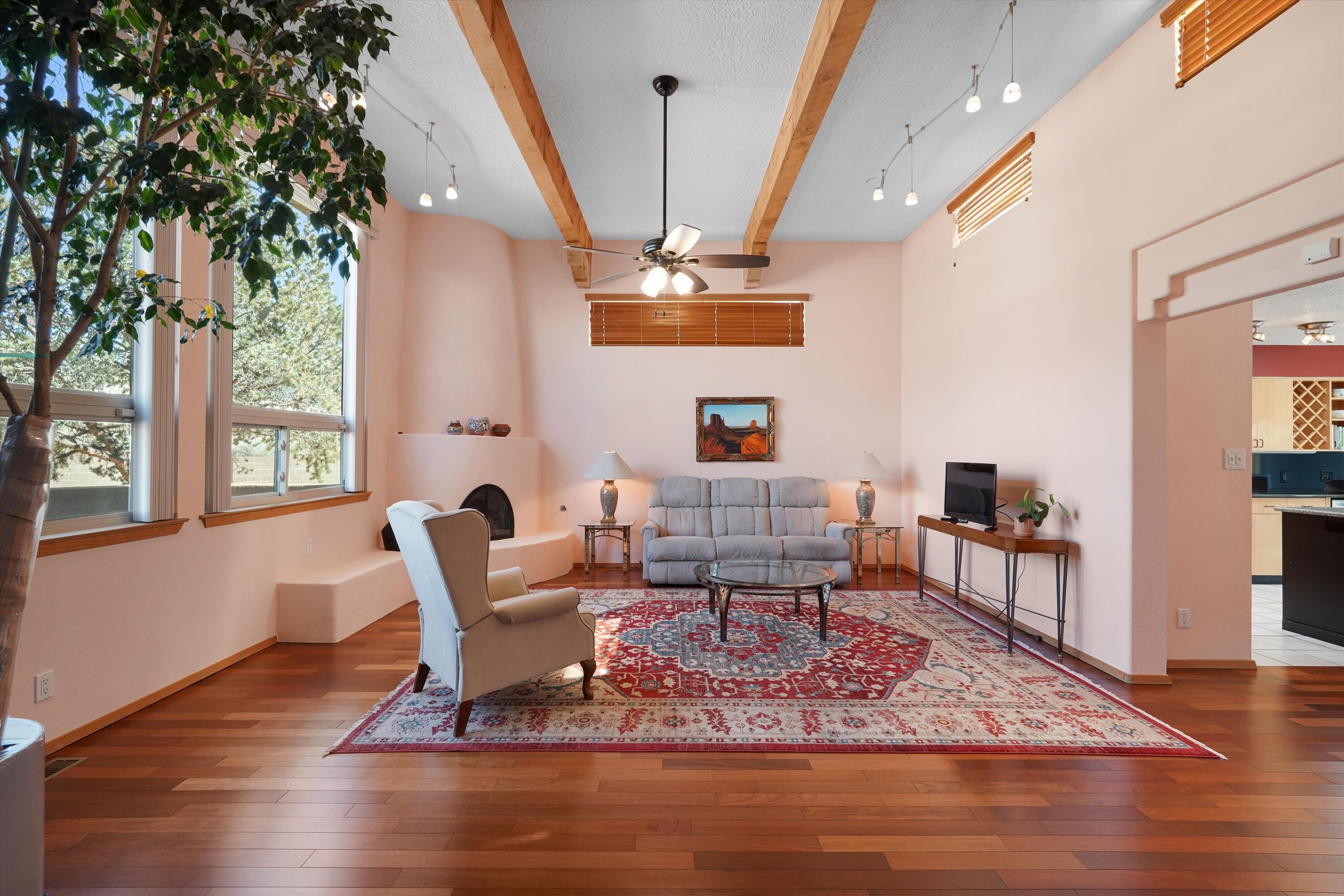 2321 Calle De Gabriel NE