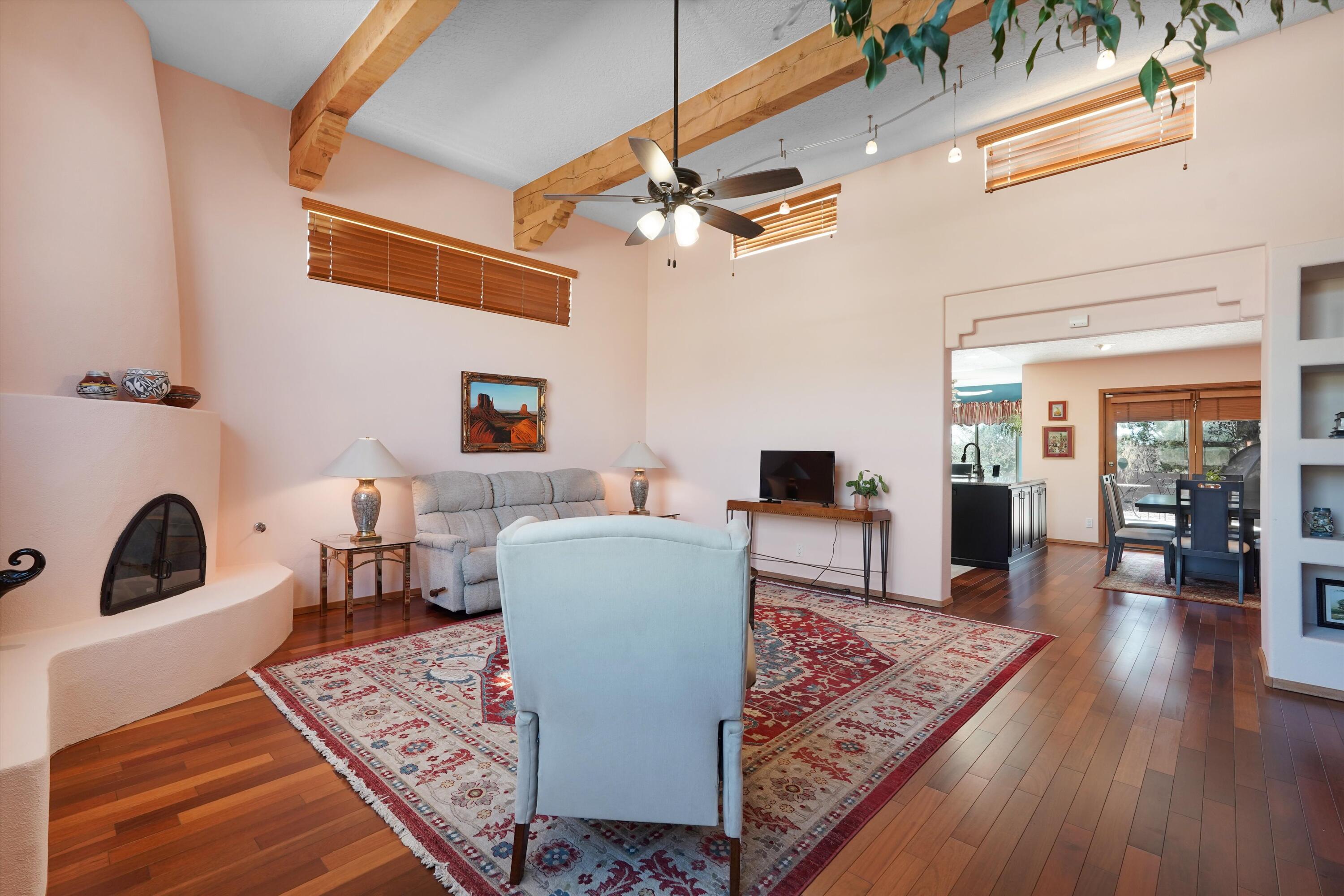 2321 Calle De Gabriel NE