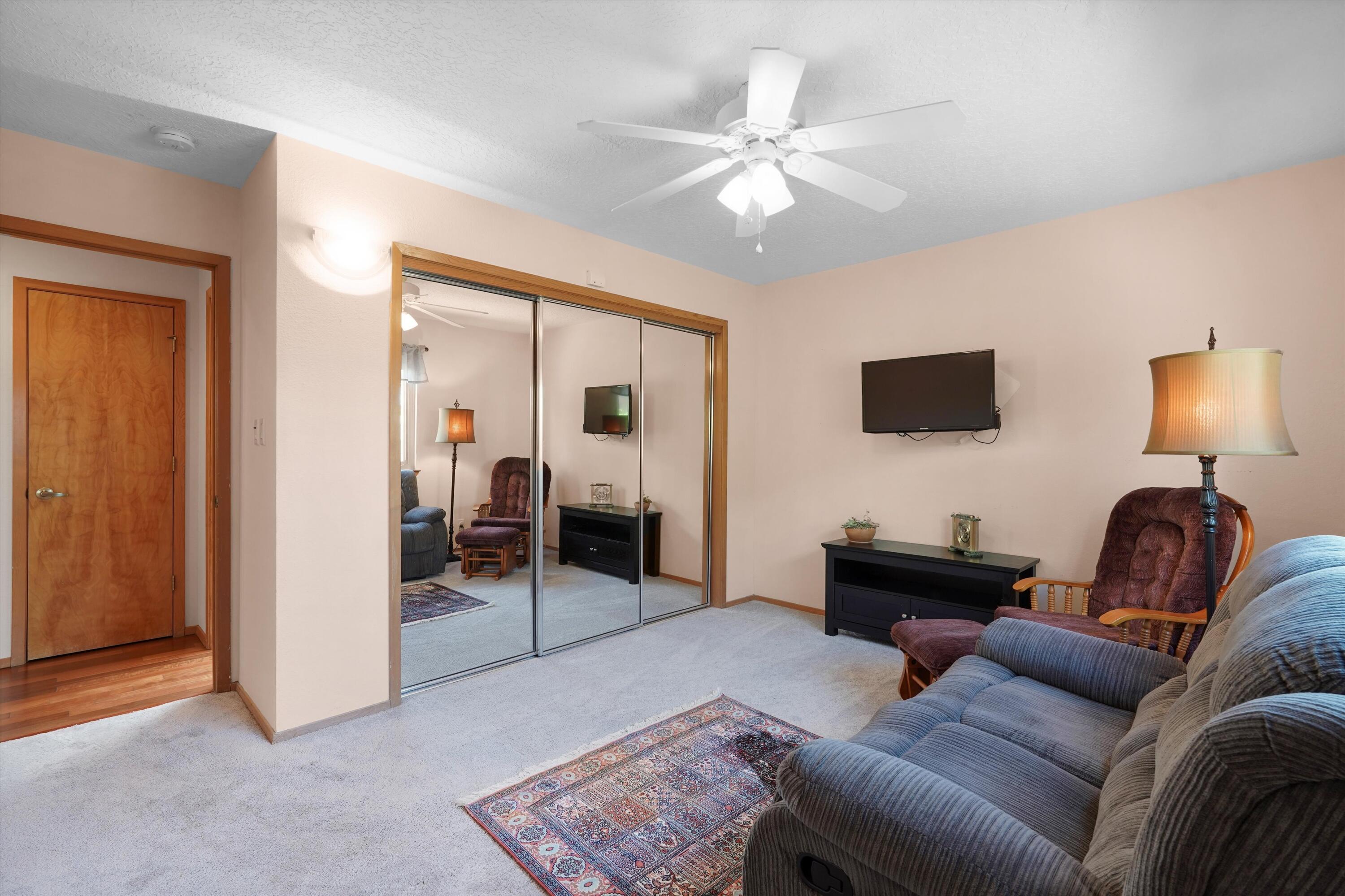 2321 Calle De Gabriel NE