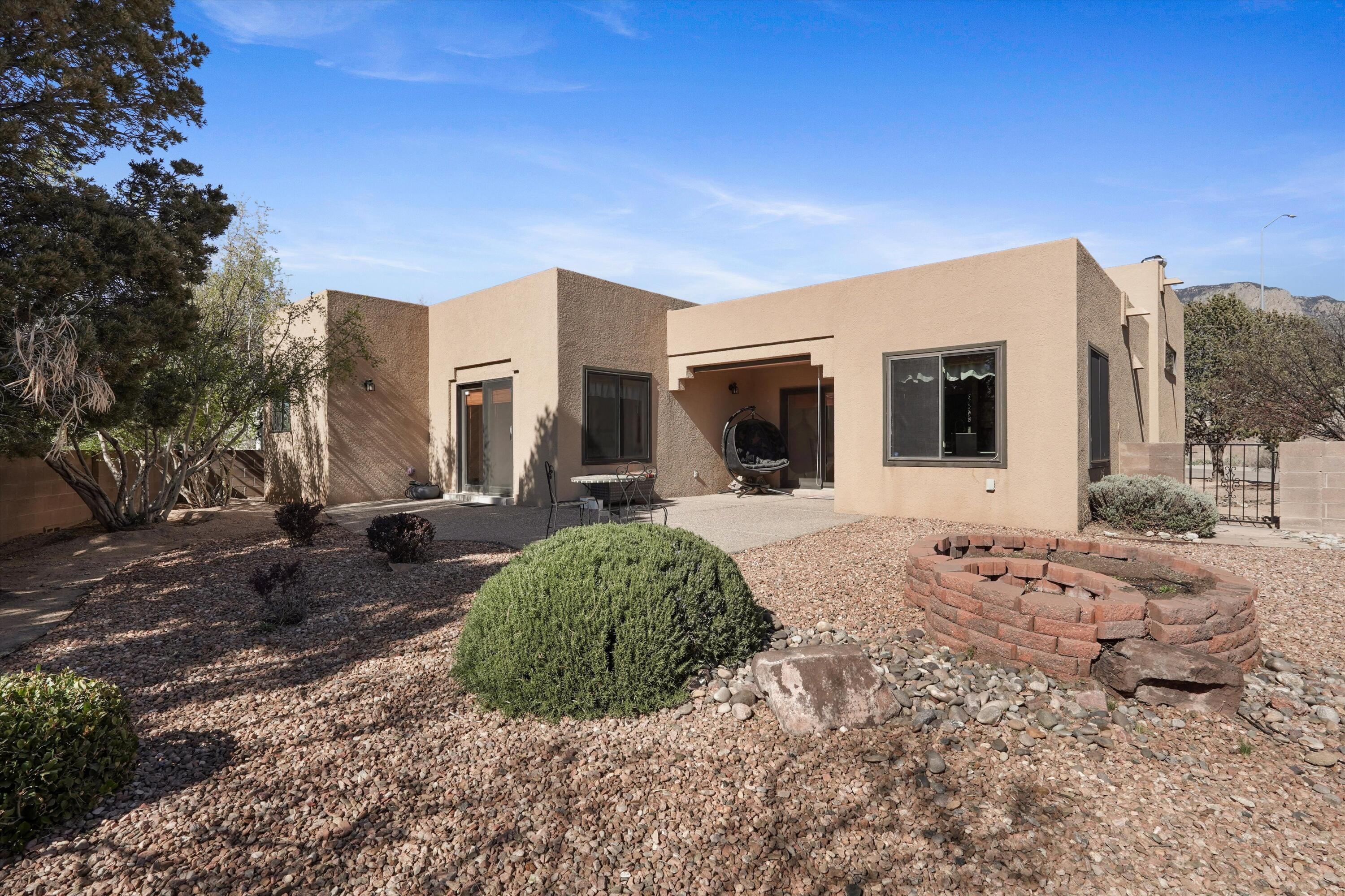 2321 Calle De Gabriel NE