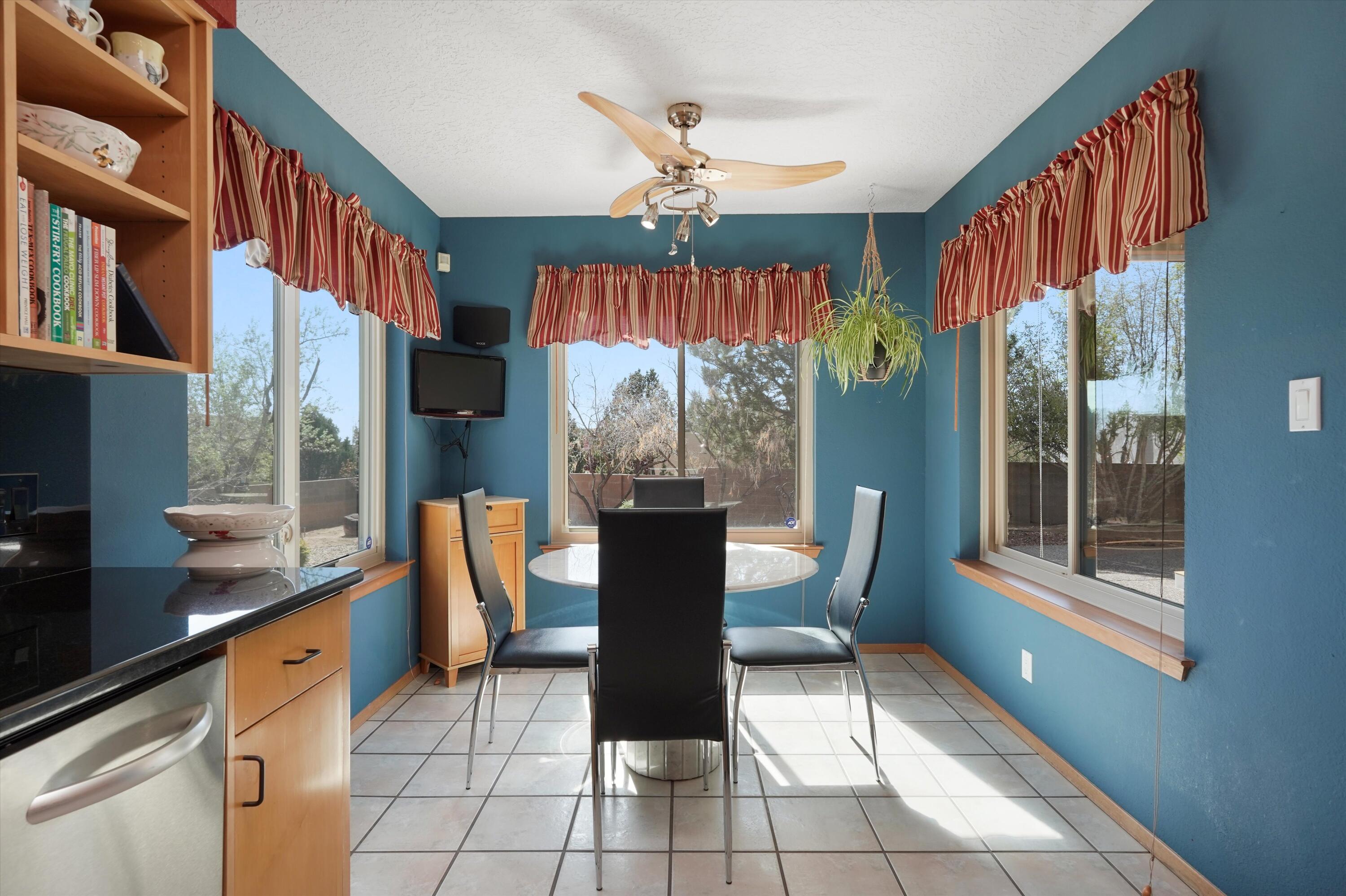 2321 Calle De Gabriel NE