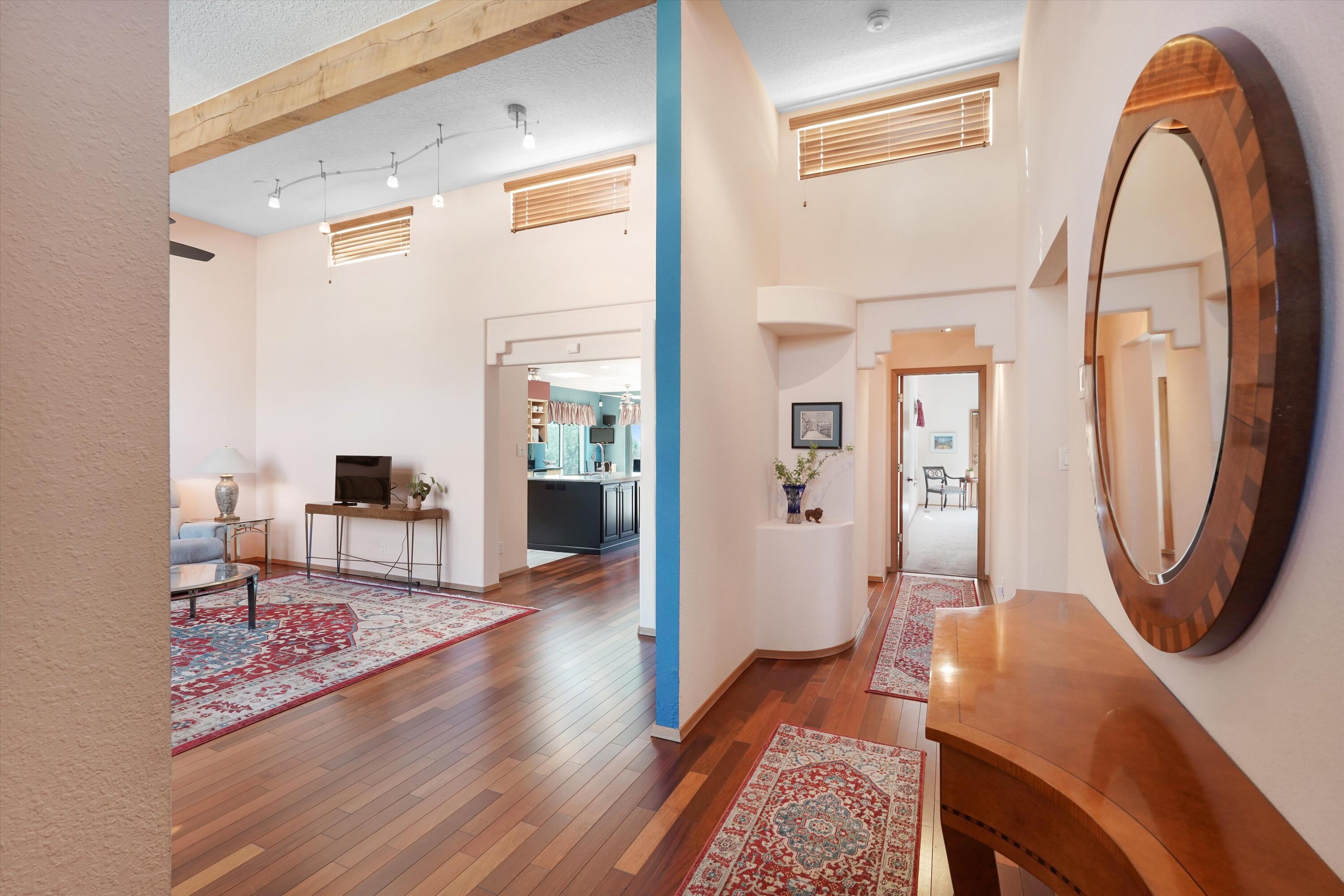 2321 Calle De Gabriel NE