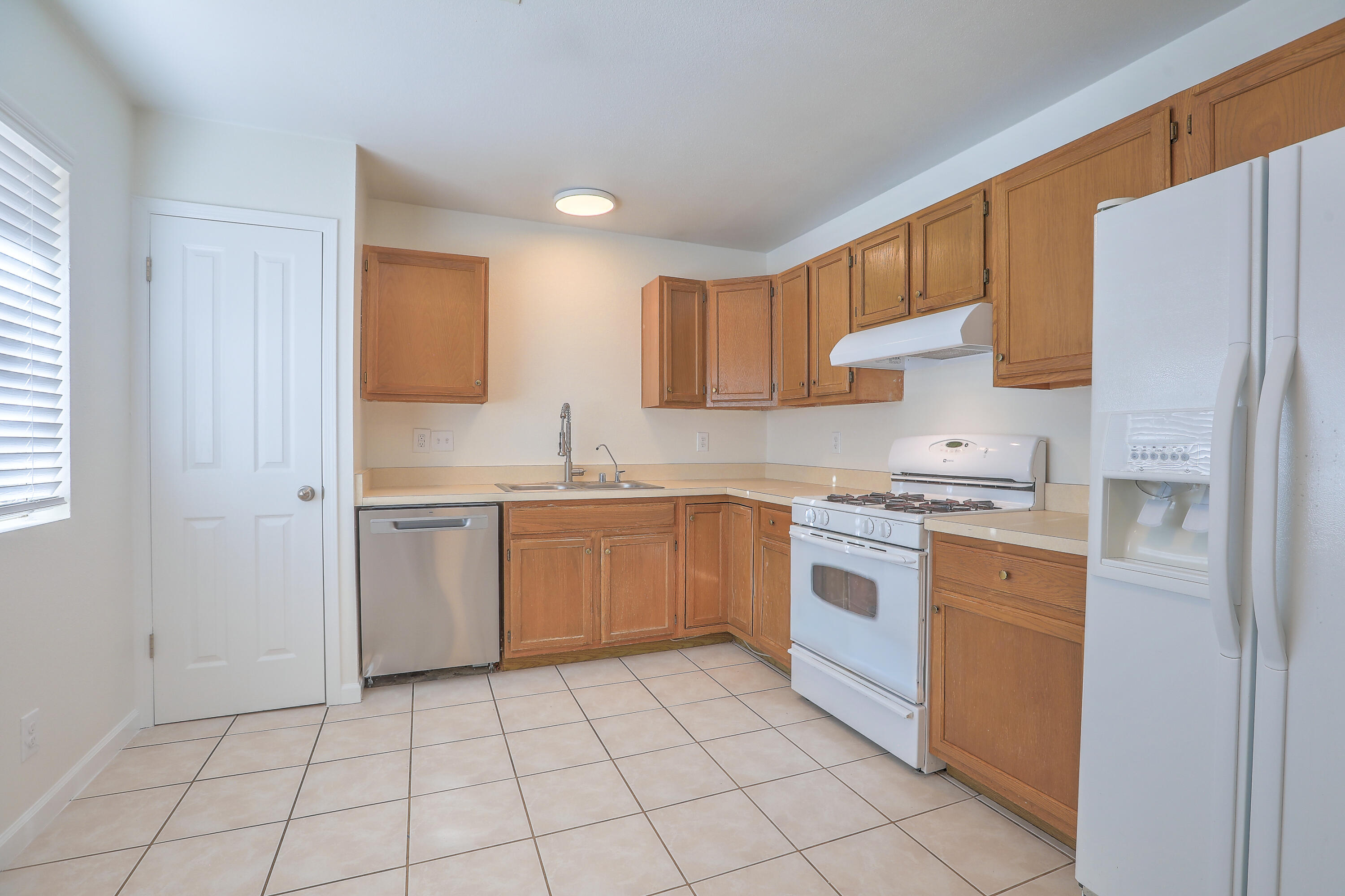 1777 Lee Loop NE