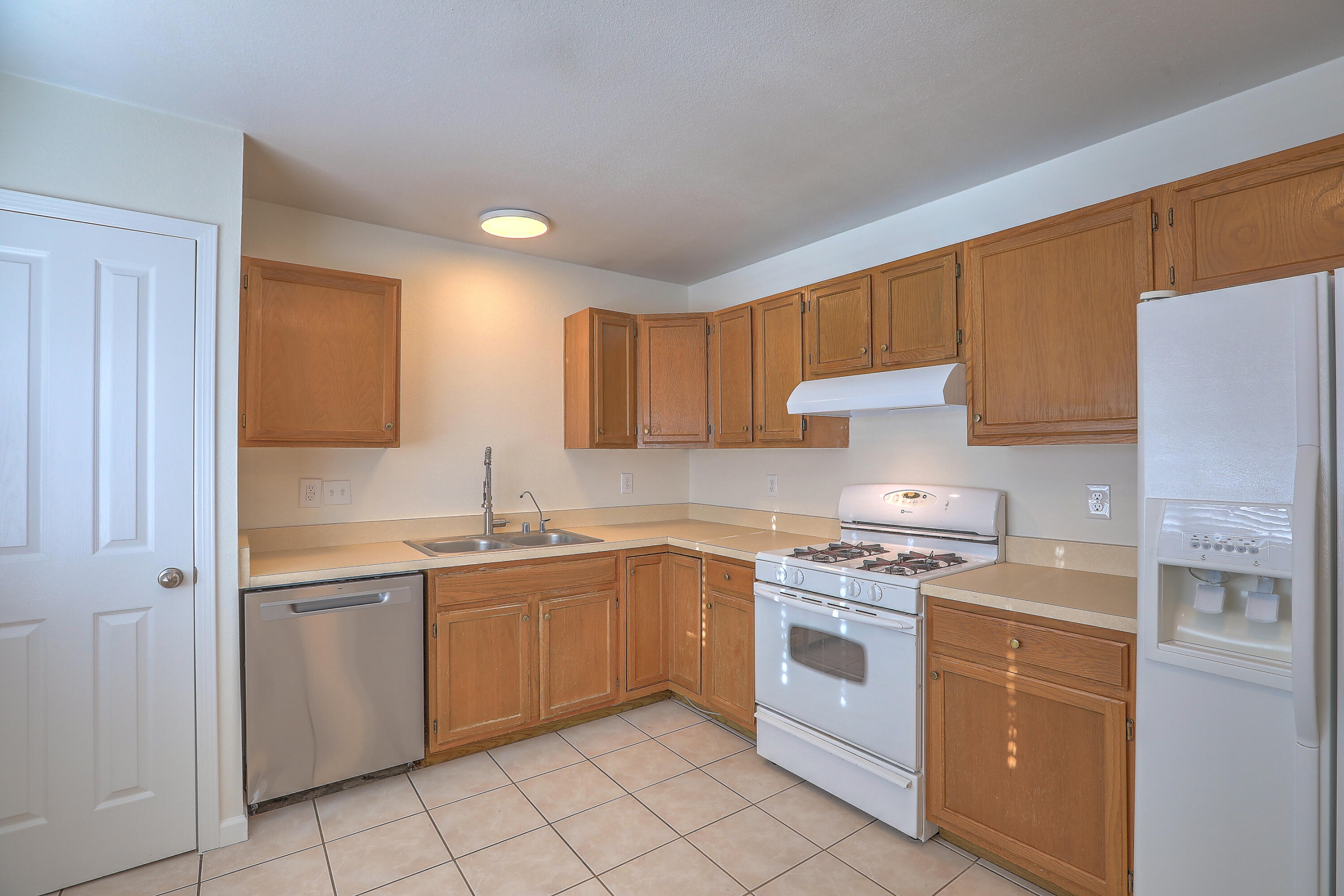 1777 Lee Loop NE