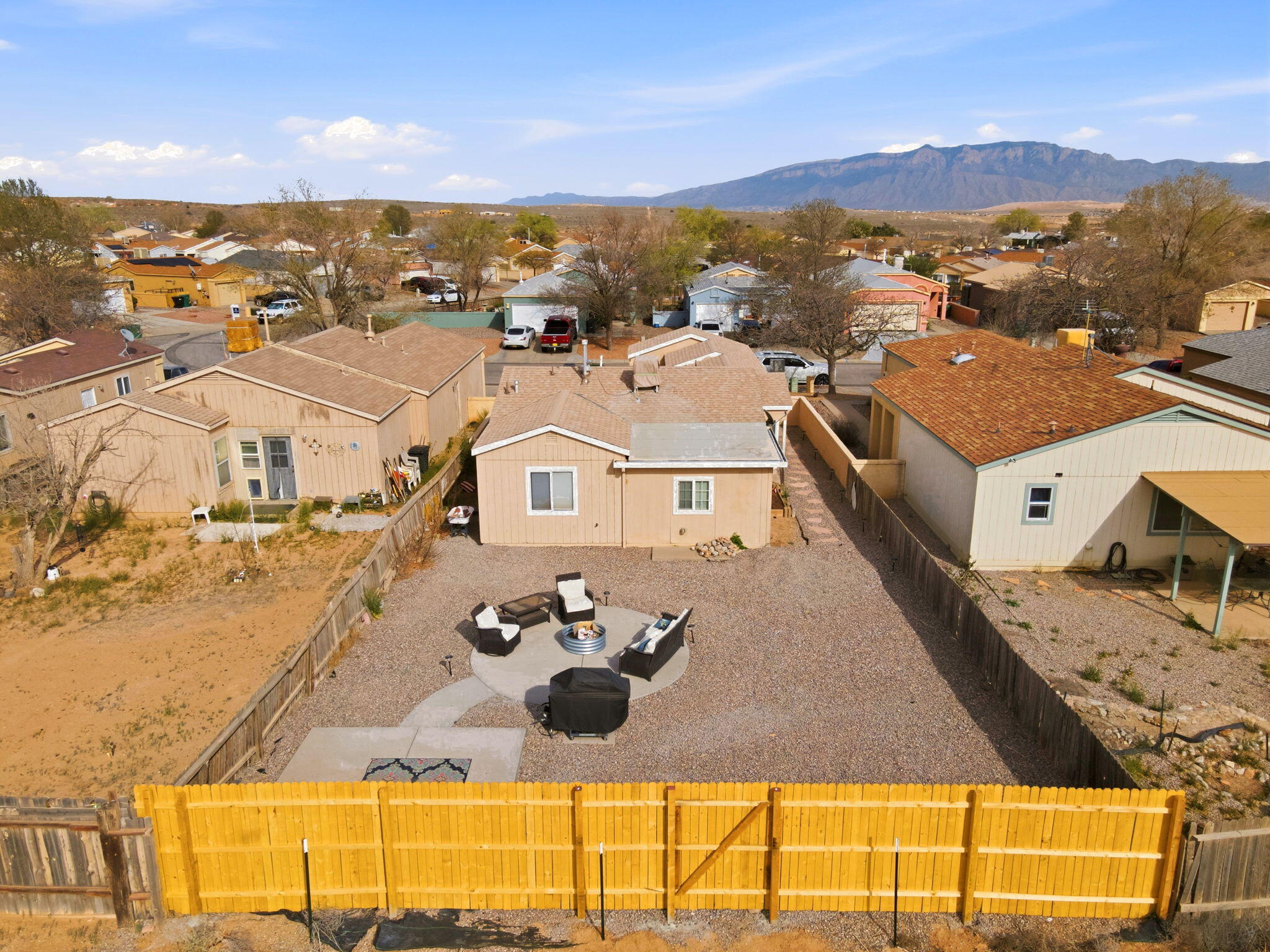 2185 High Desert Circle NE