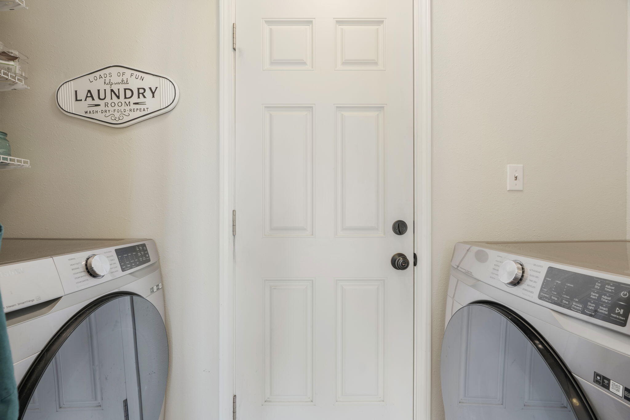 2185 High Desert Circle NE