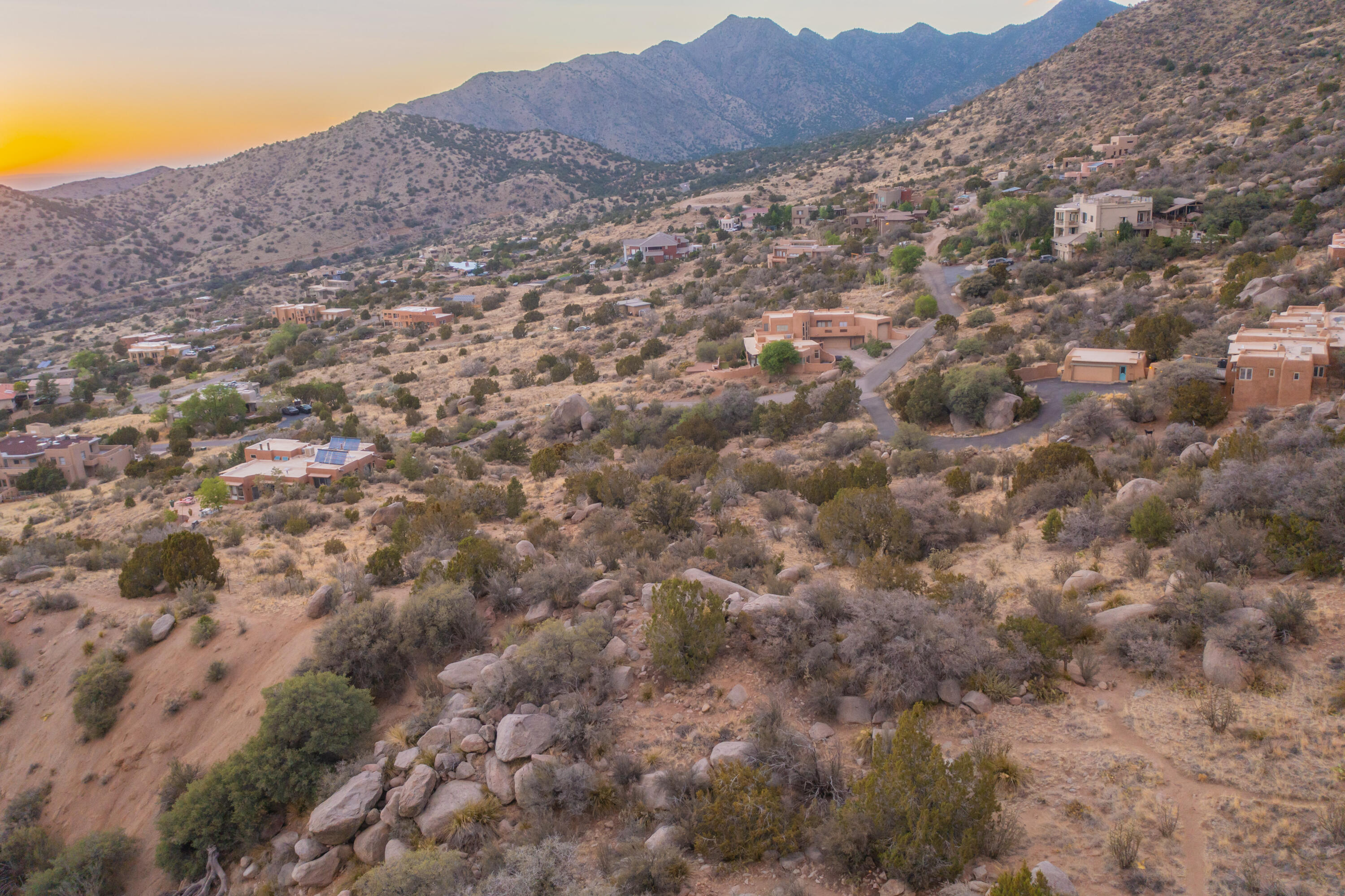 9 La Luz Trail NE