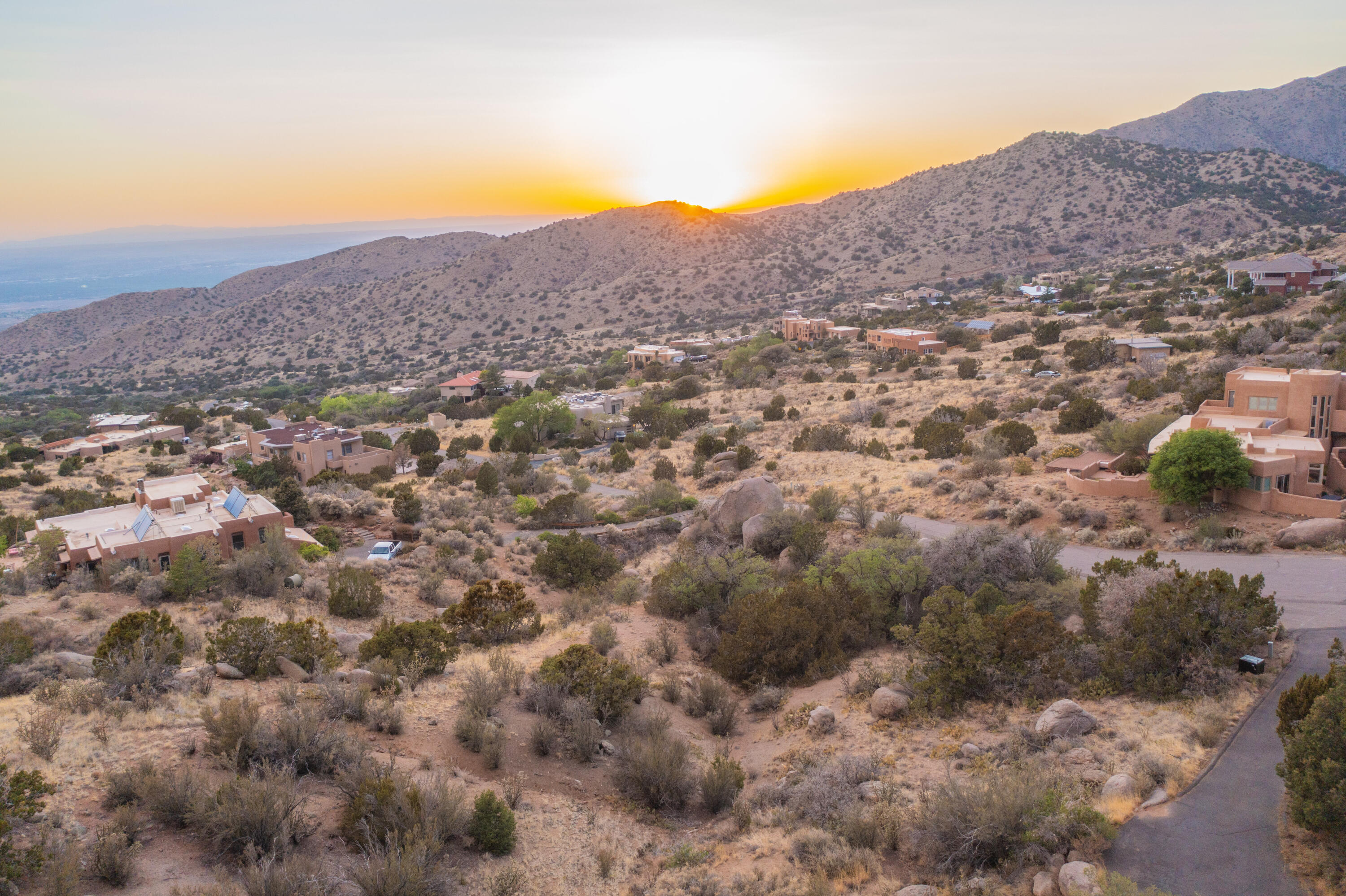 9 La Luz Trail NE