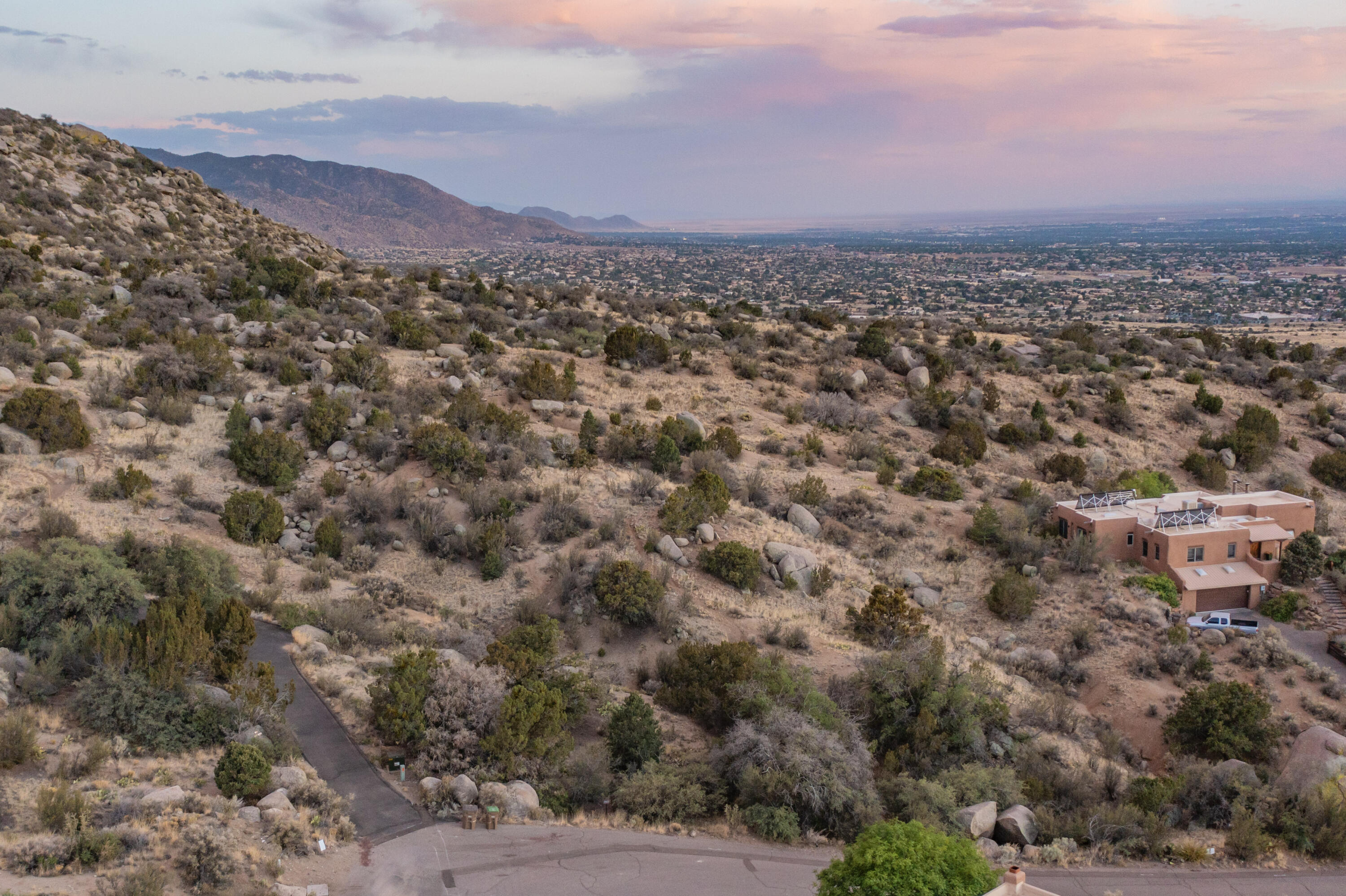 9 La Luz Trail NE