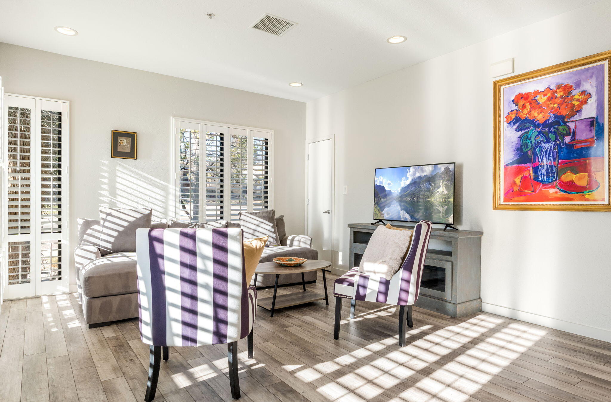 201 Aliso Drive SE 11