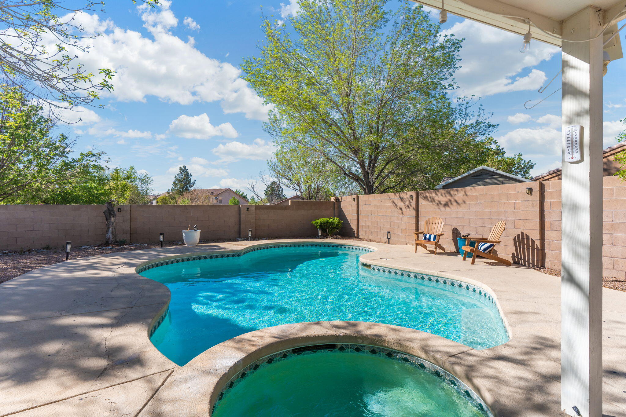 1305 Villa Campo NE