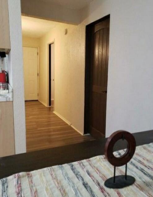 3327 Caminito Quintana