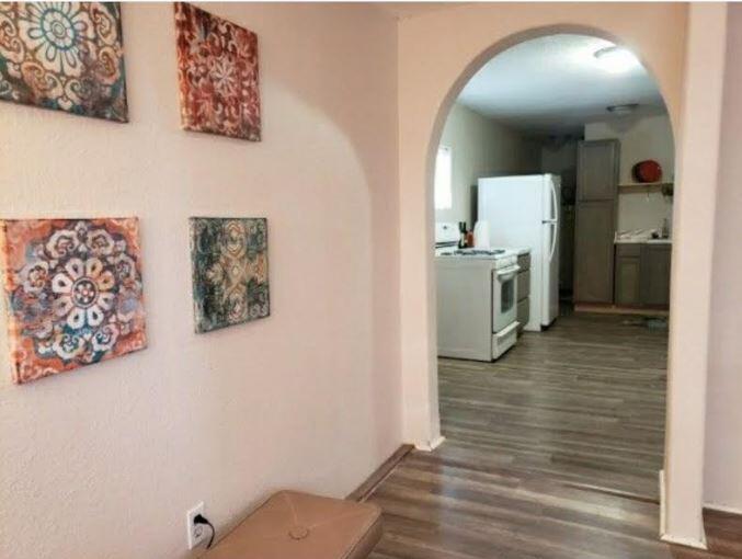 3327 Caminito Quintana