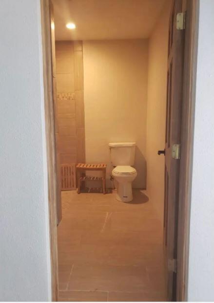 3327 Caminito Quintana