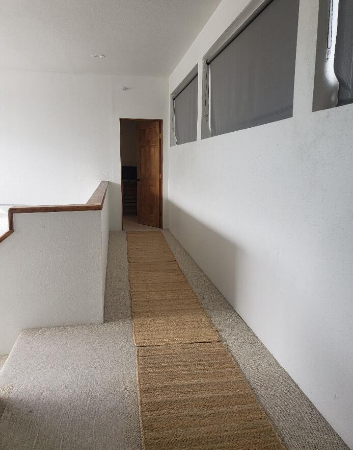 3327 Caminito Quintana