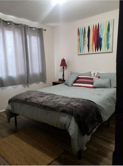 3327 Caminito Quintana