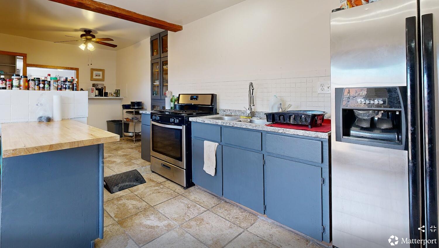 3327 Caminito Quintana