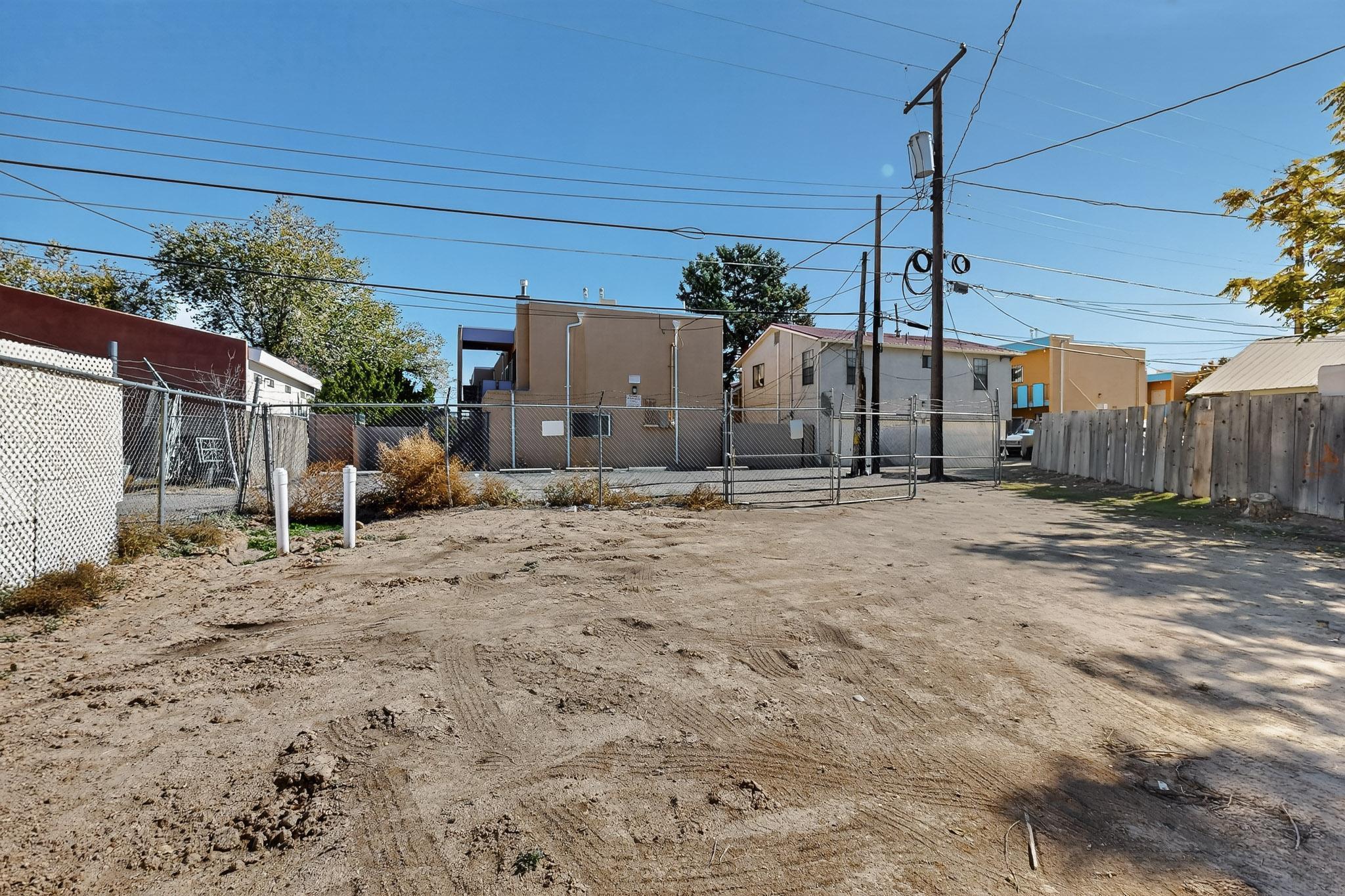 116 Stanford Drive SE