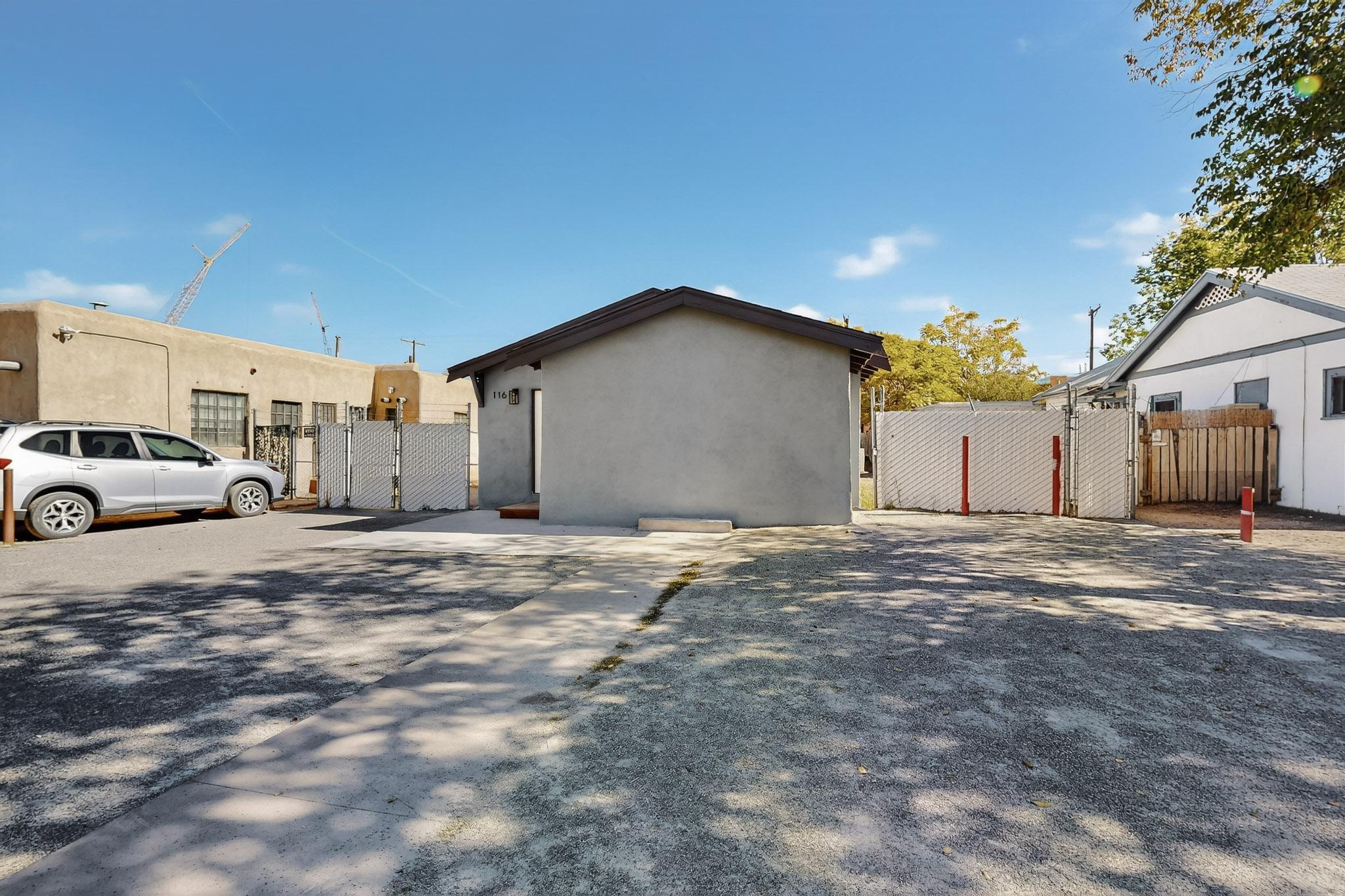 116 Stanford Drive SE