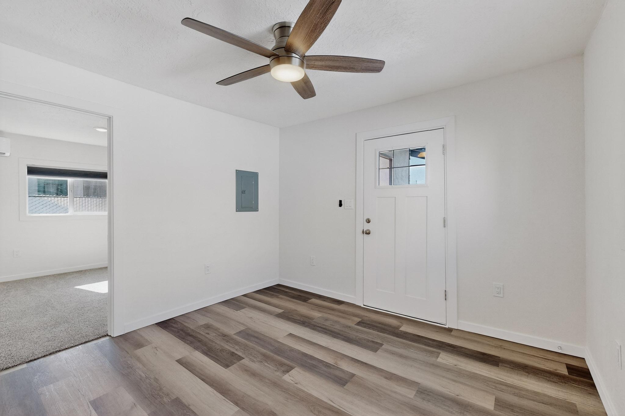 116 Stanford Drive SE