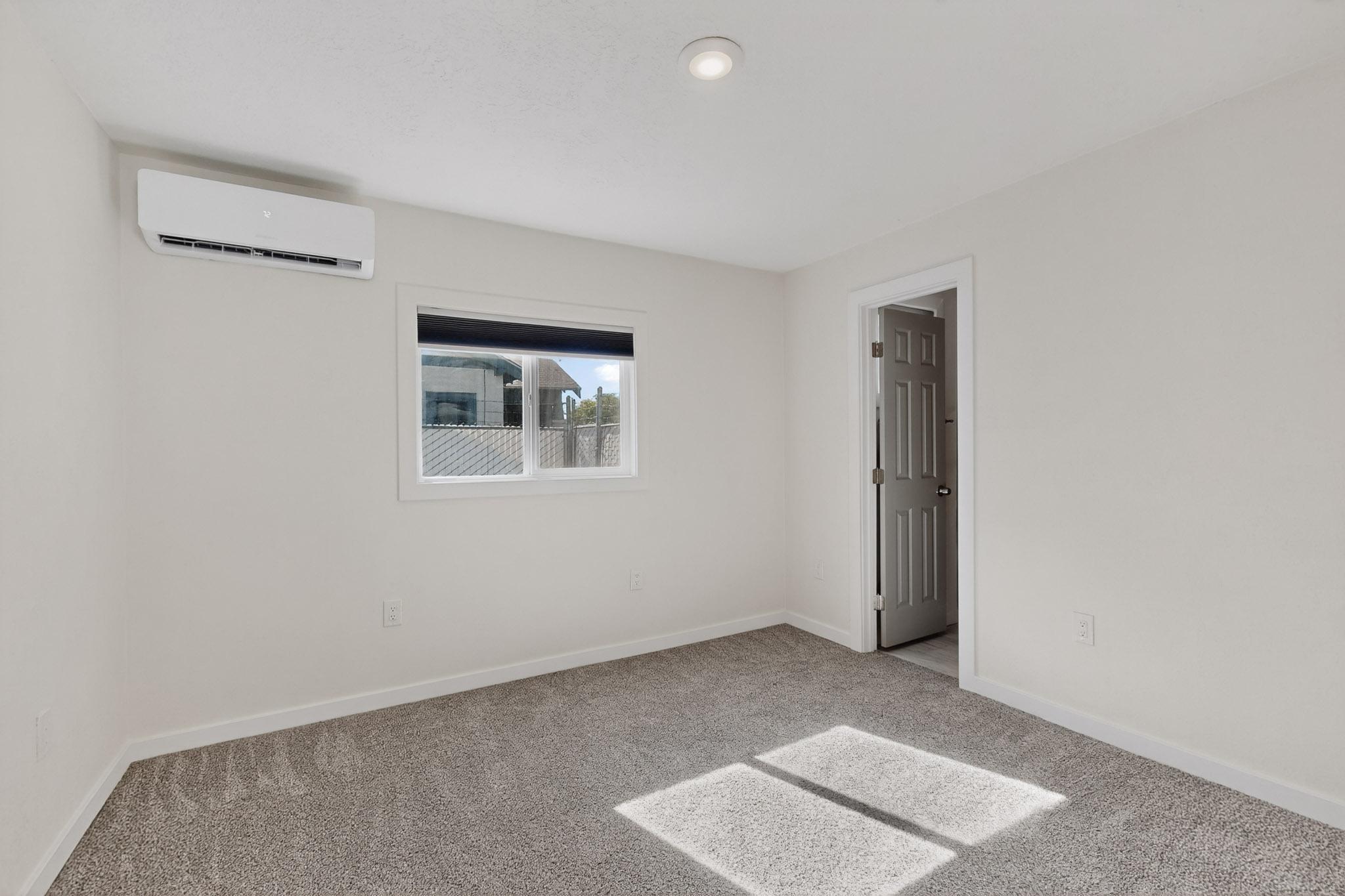 116 Stanford Drive SE