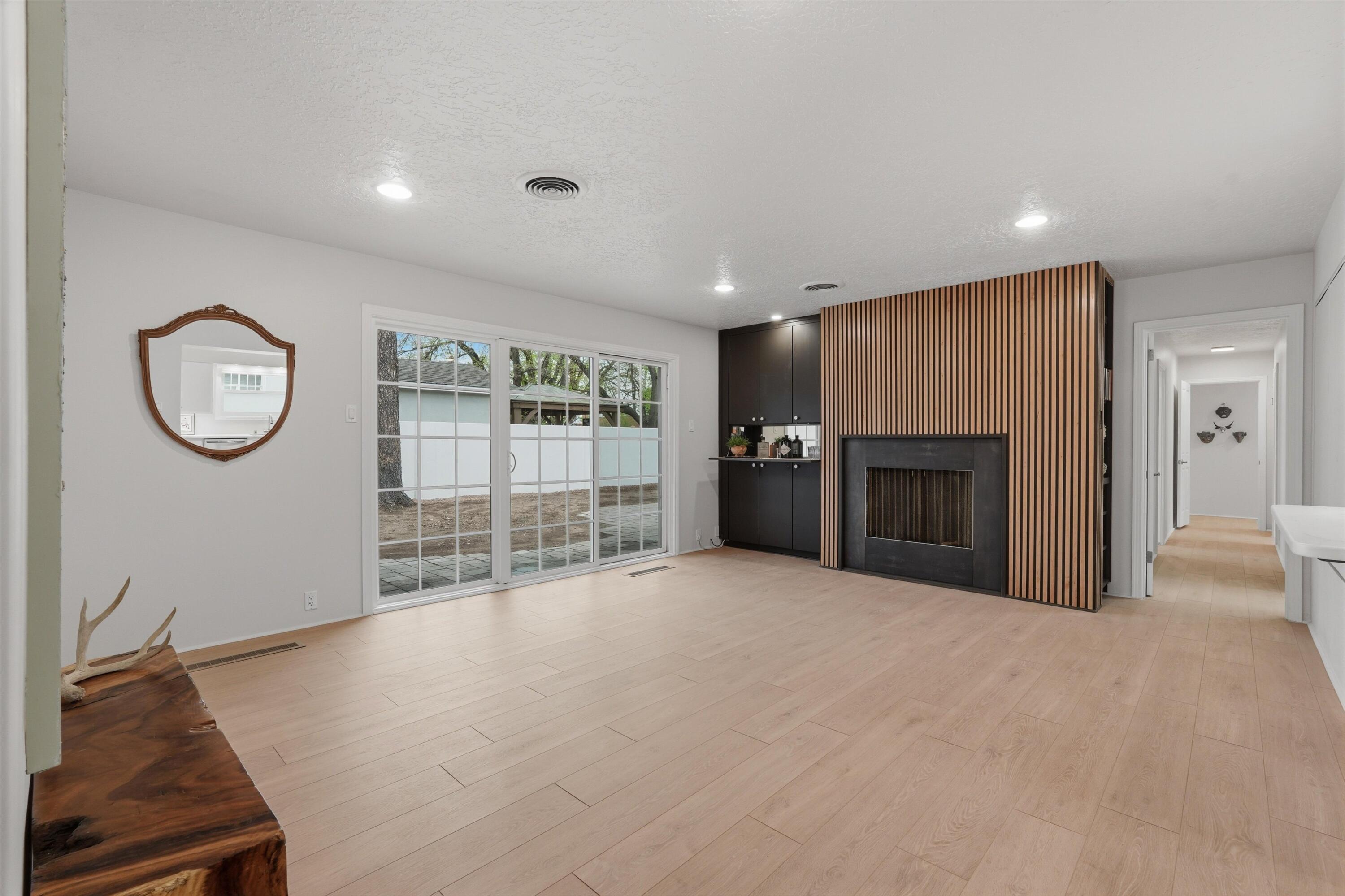 1522 San Patricio Avenue SW