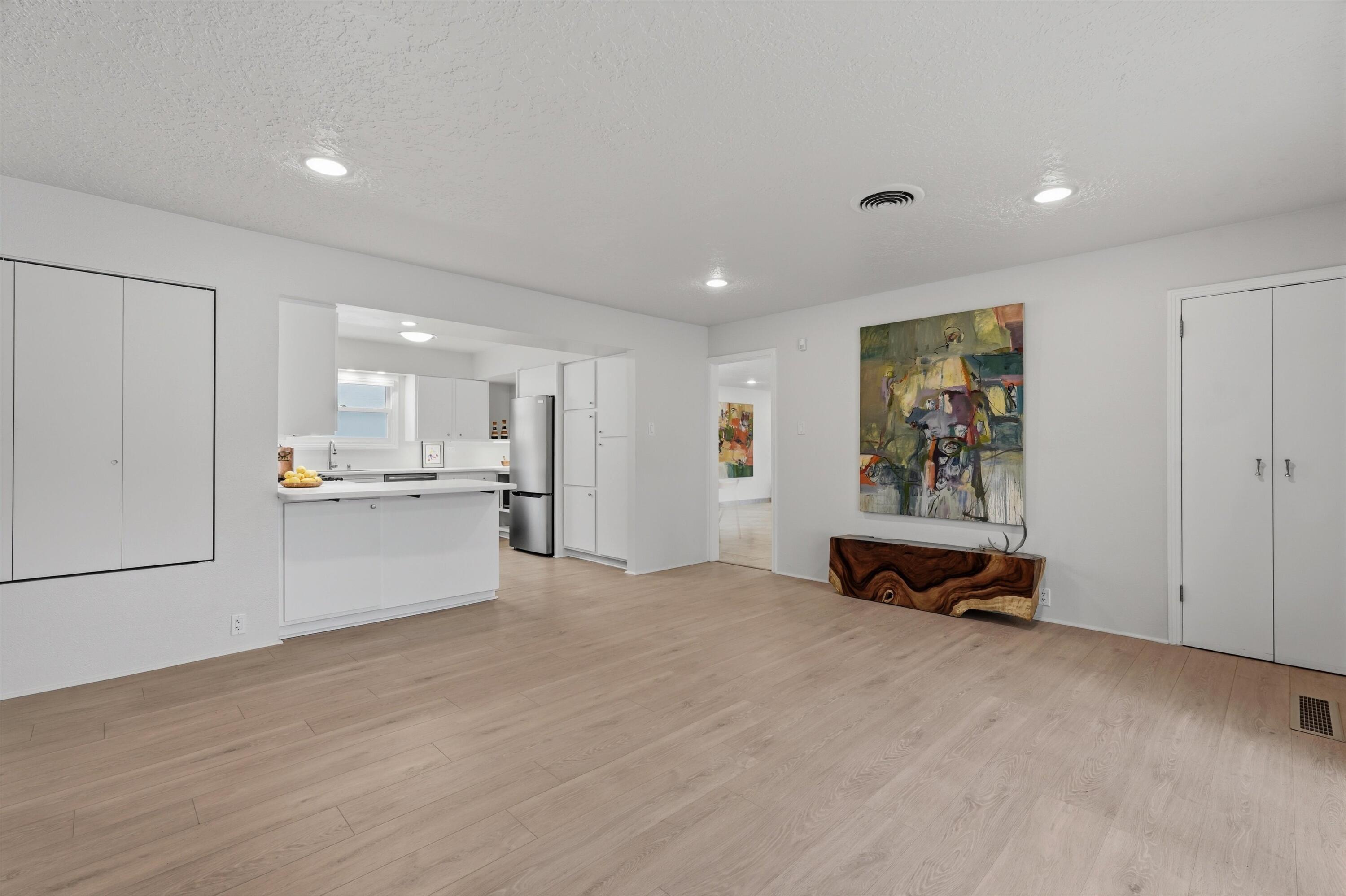 1522 San Patricio Avenue SW