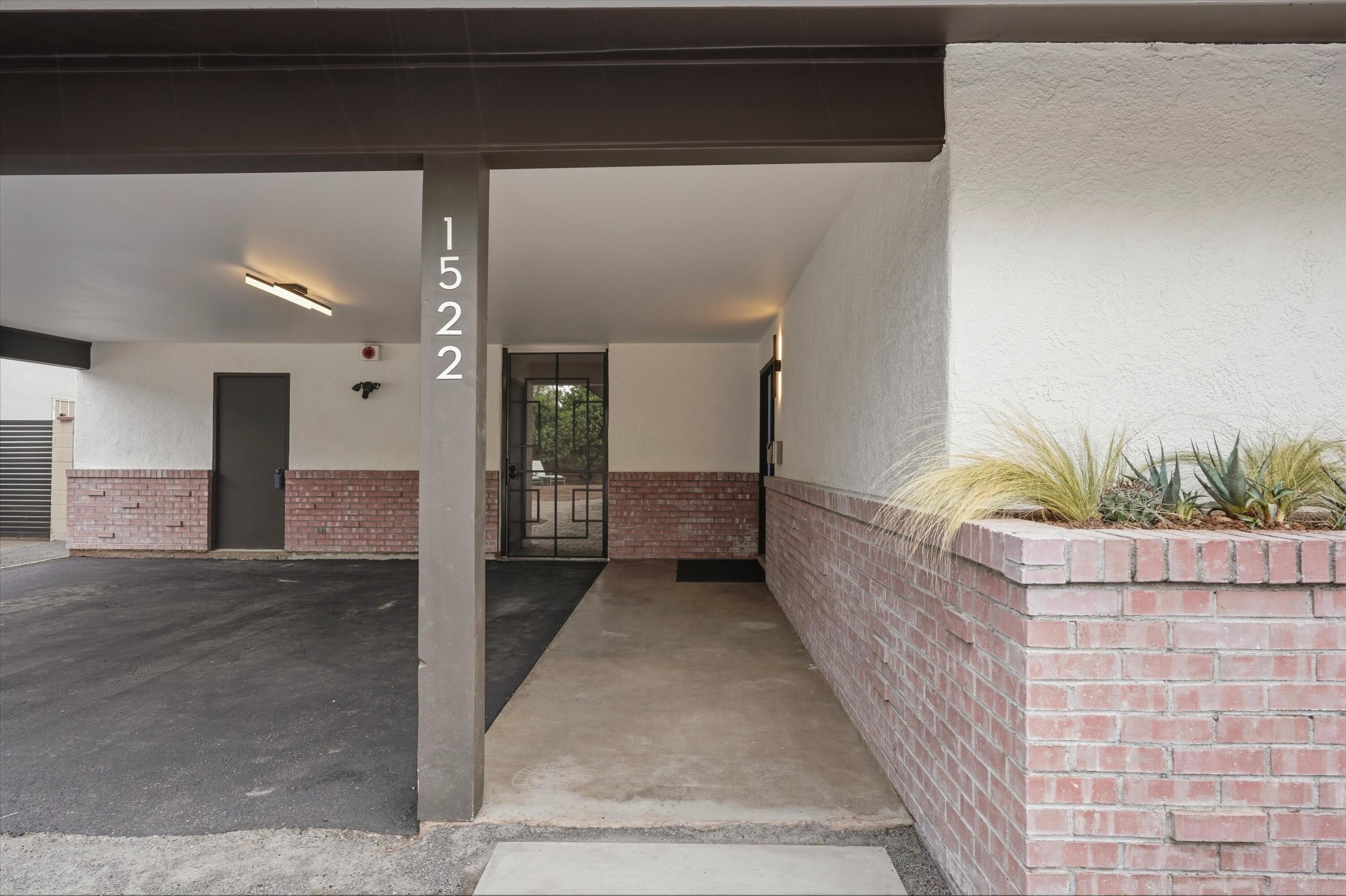 1522 San Patricio Avenue SW