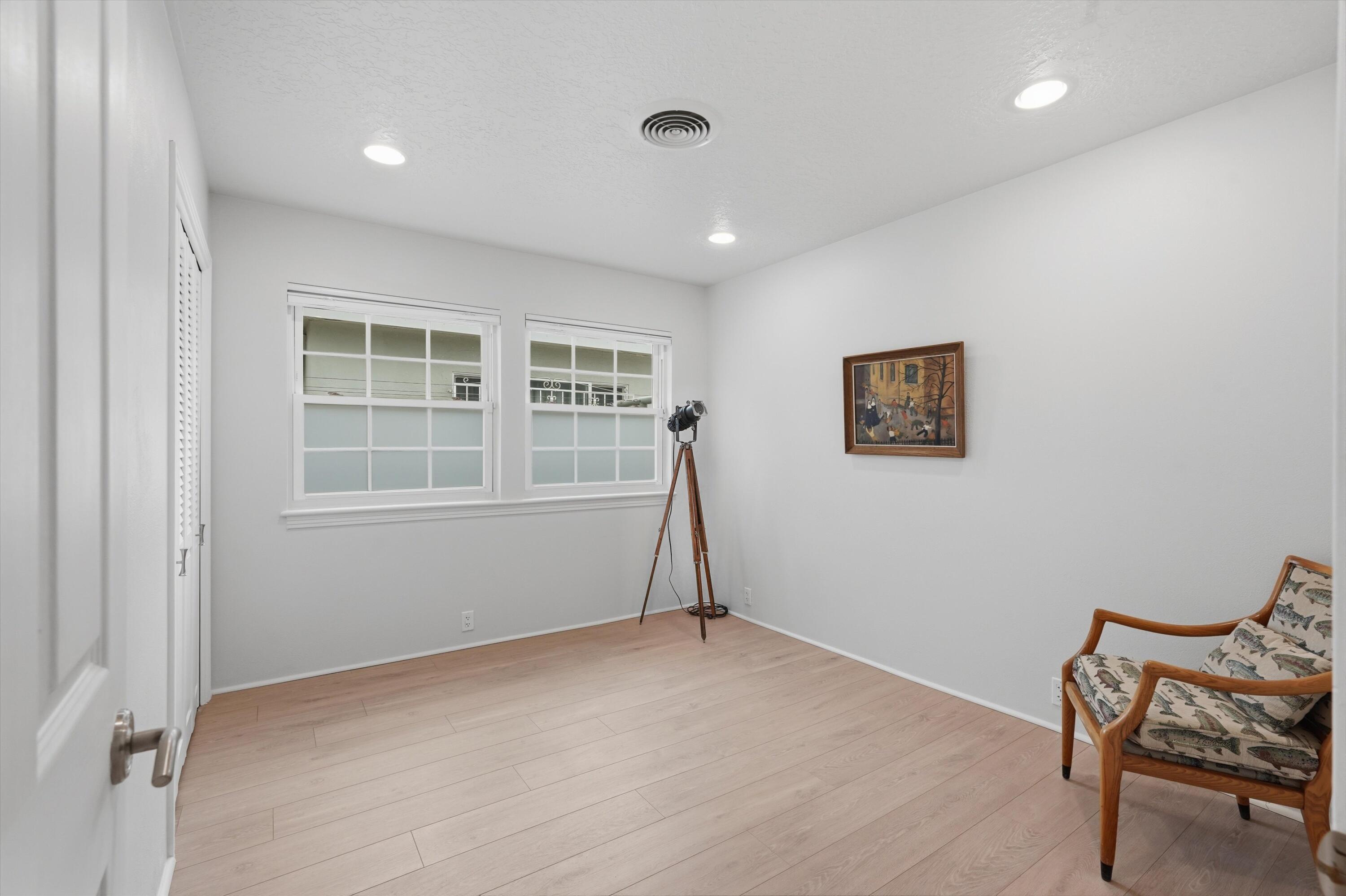 1522 San Patricio Avenue SW