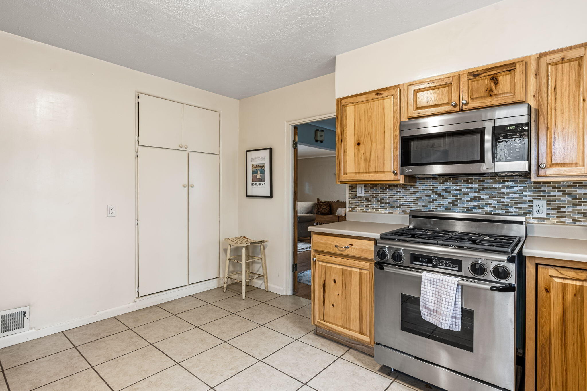 3812 Calle Del Monte NE