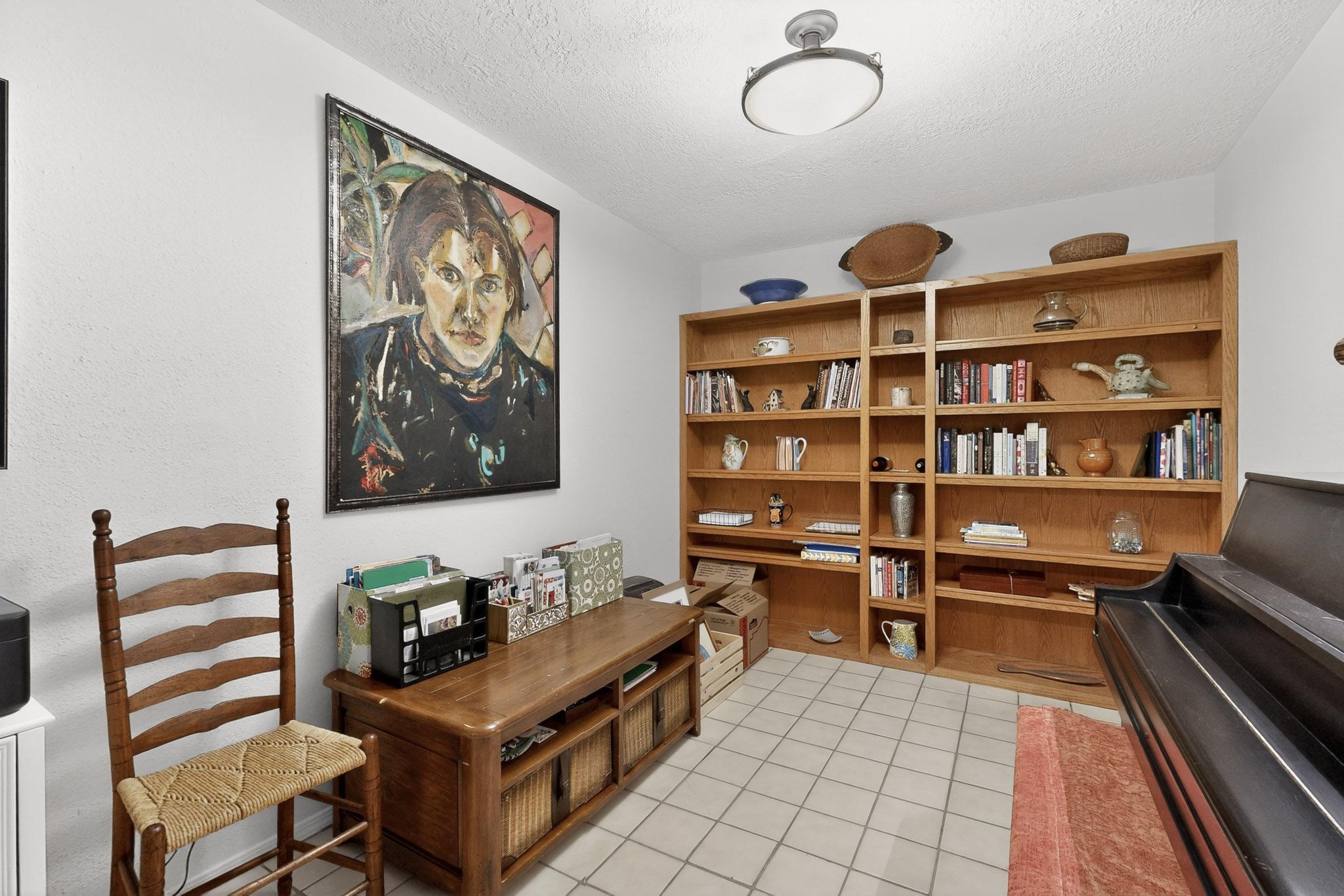 785 Tramway Lane NE # 4B