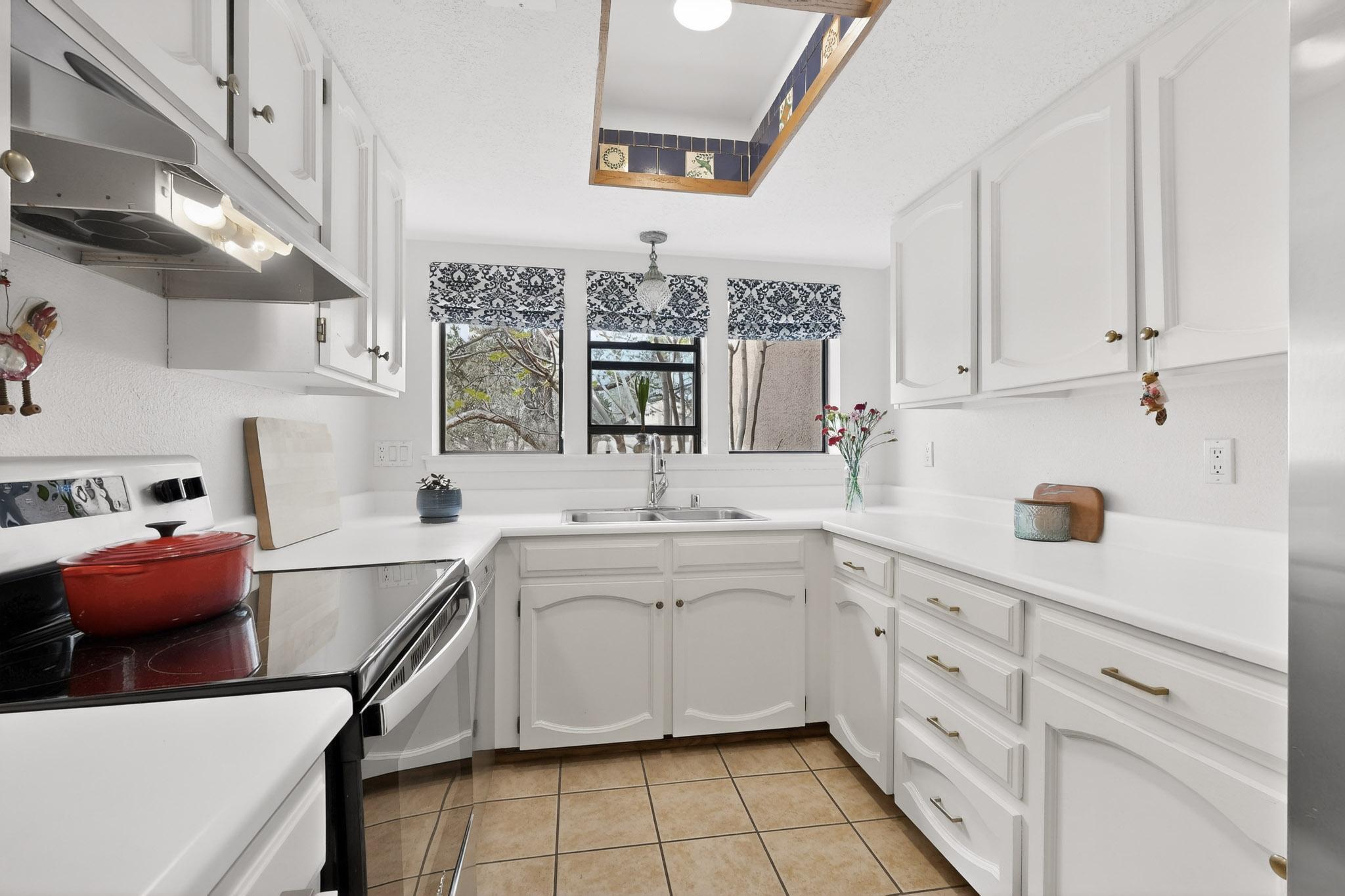 785 Tramway Lane NE # 4B