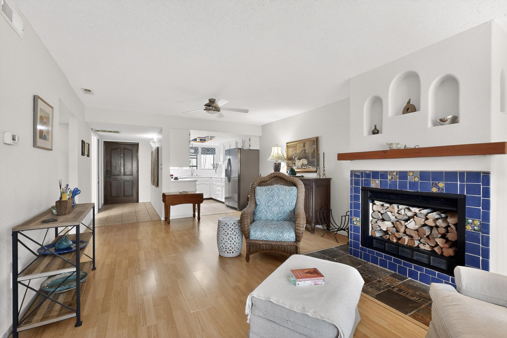 785 Tramway Lane NE # 4B