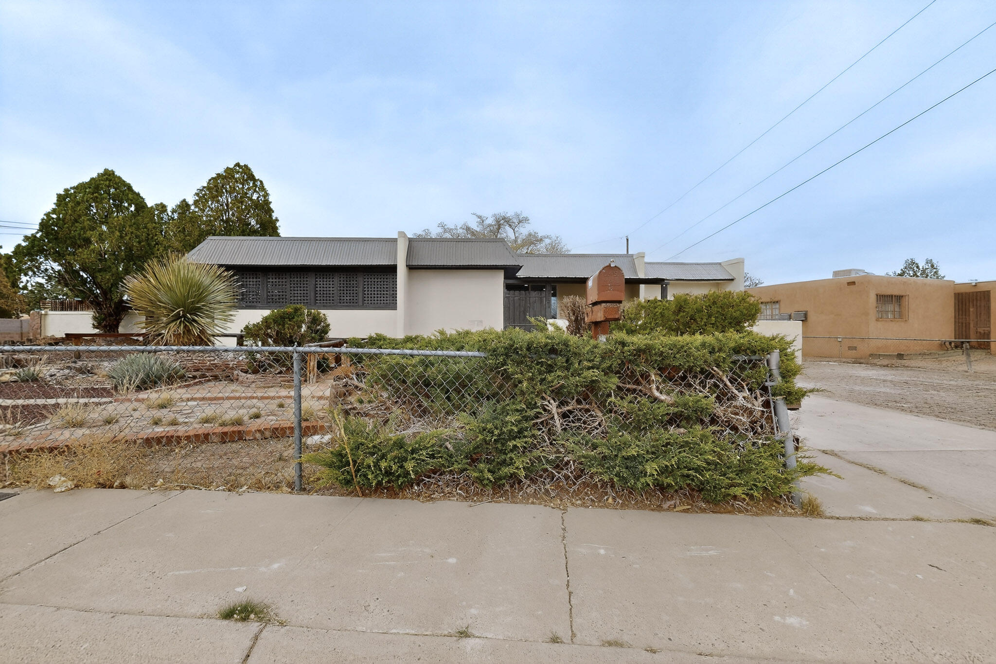 2221 Frederick Place NW