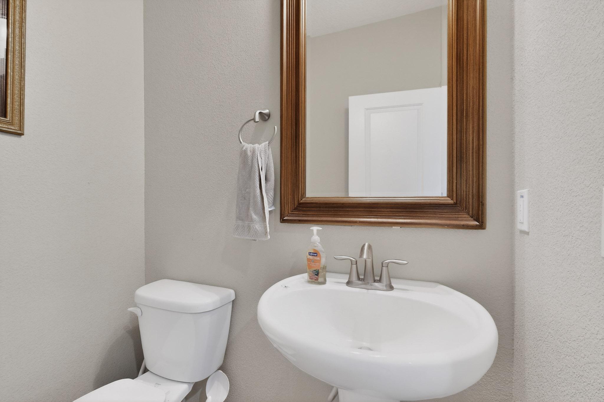 8752 Abierto Vista Circle NW