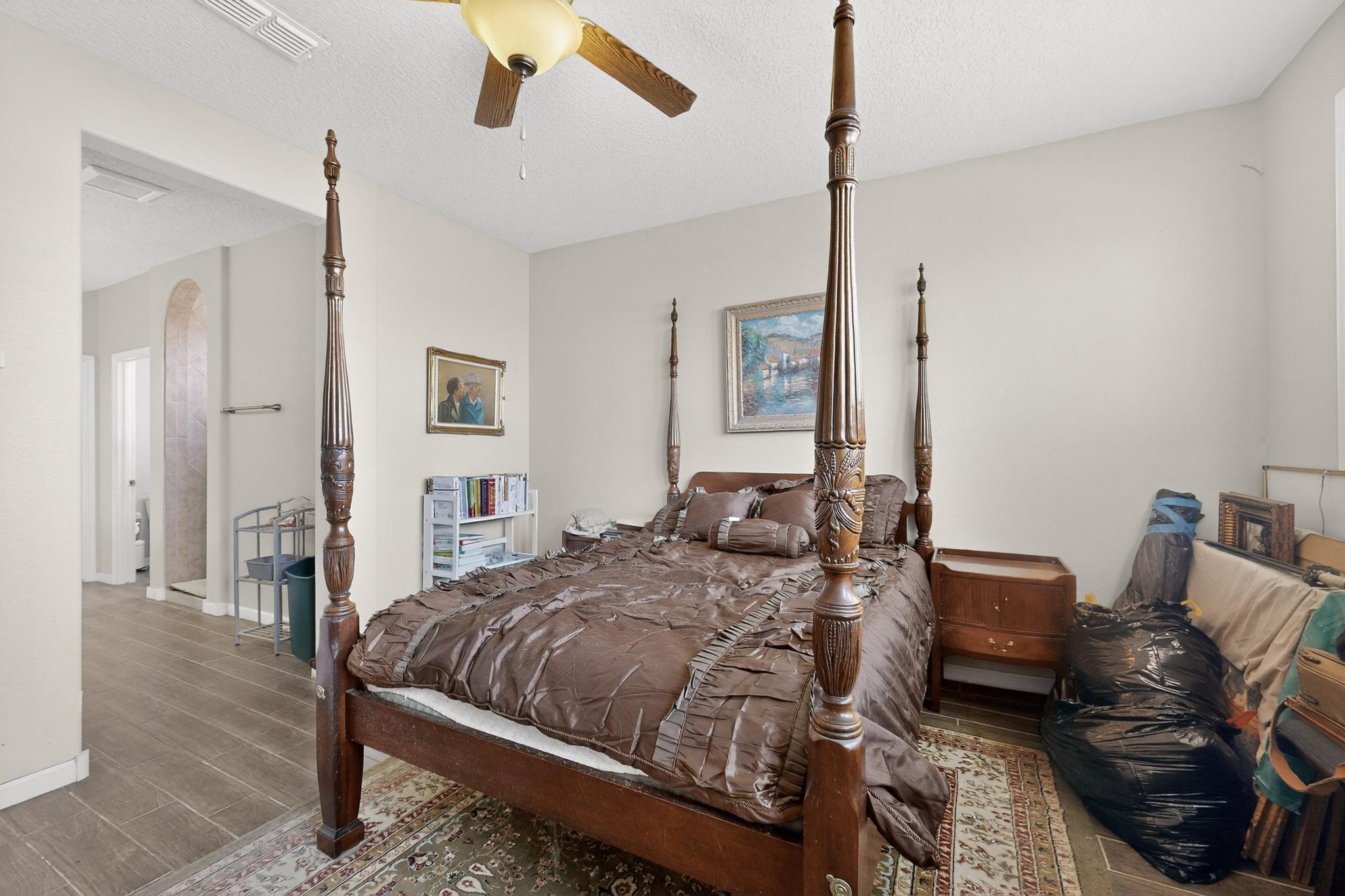 8752 Abierto Vista Circle NW