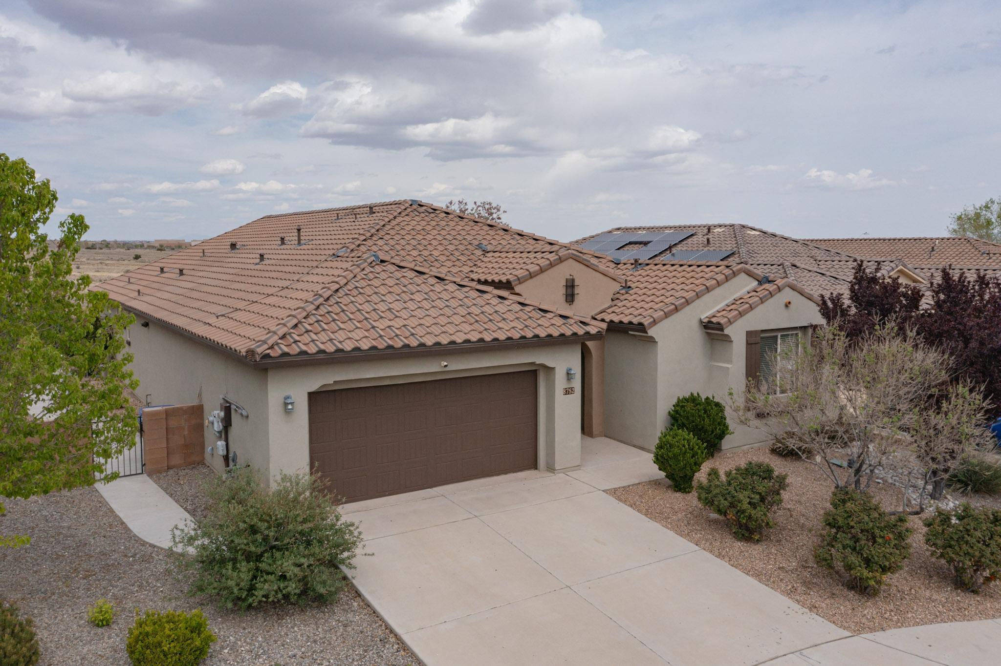 8752 Abierto Vista Circle NW