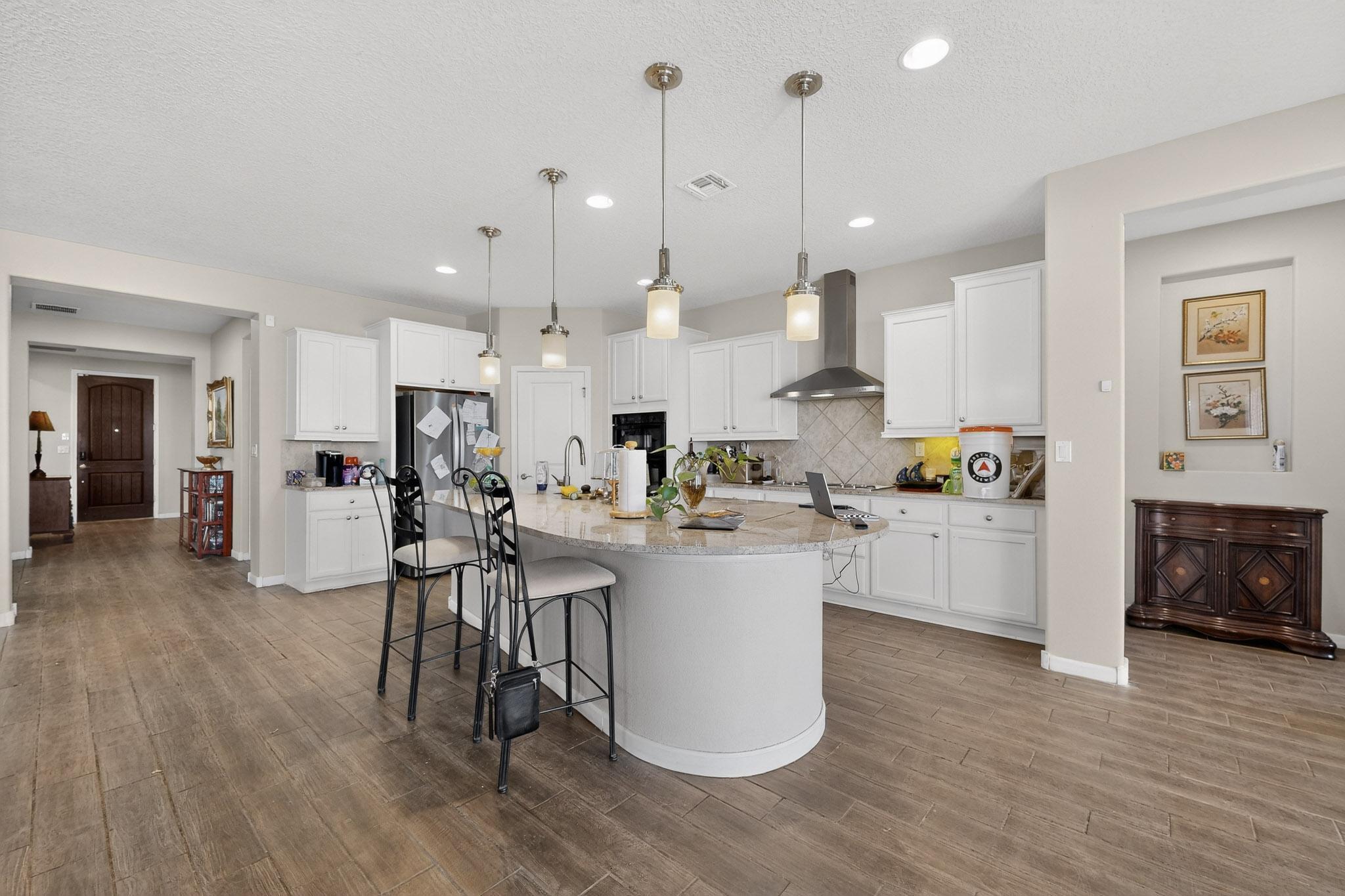 8752 Abierto Vista Circle NW