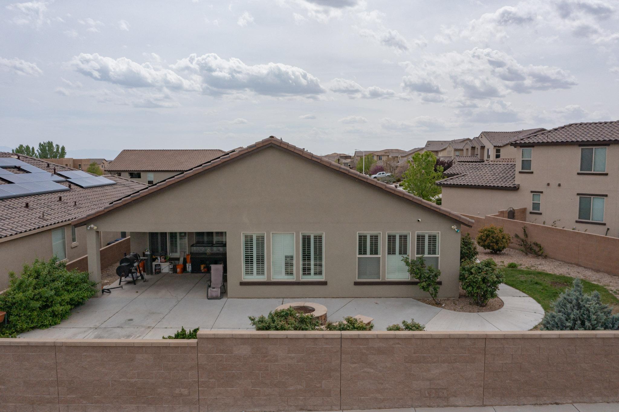 8752 Abierto Vista Circle NW